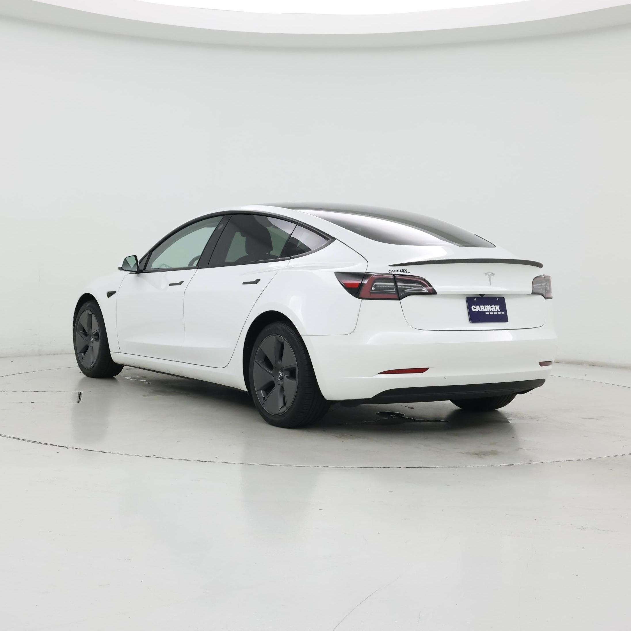 Thumbnail: 2023 Tesla Model 3 - 2
