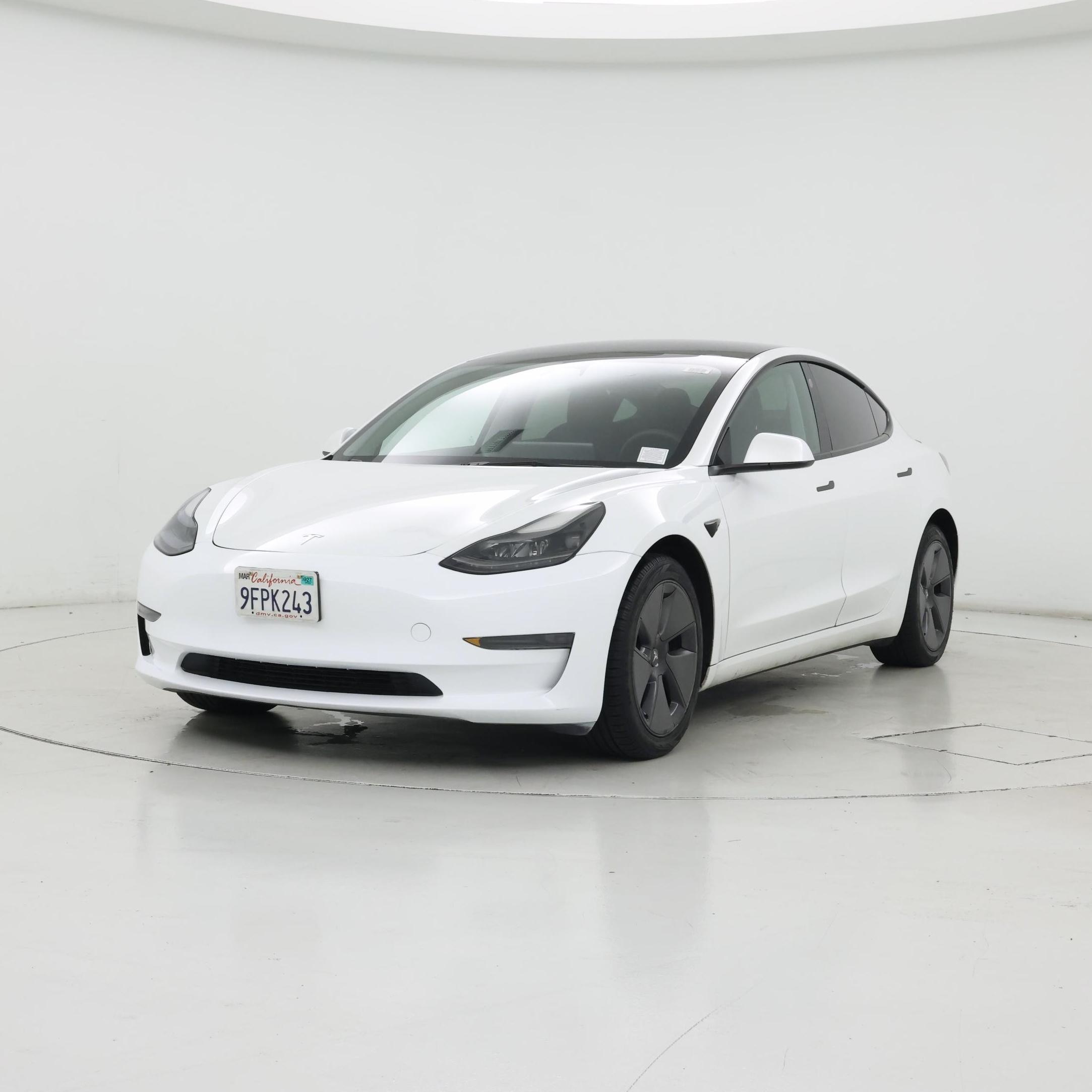 Thumbnail: 2023 Tesla Model 3 - 4