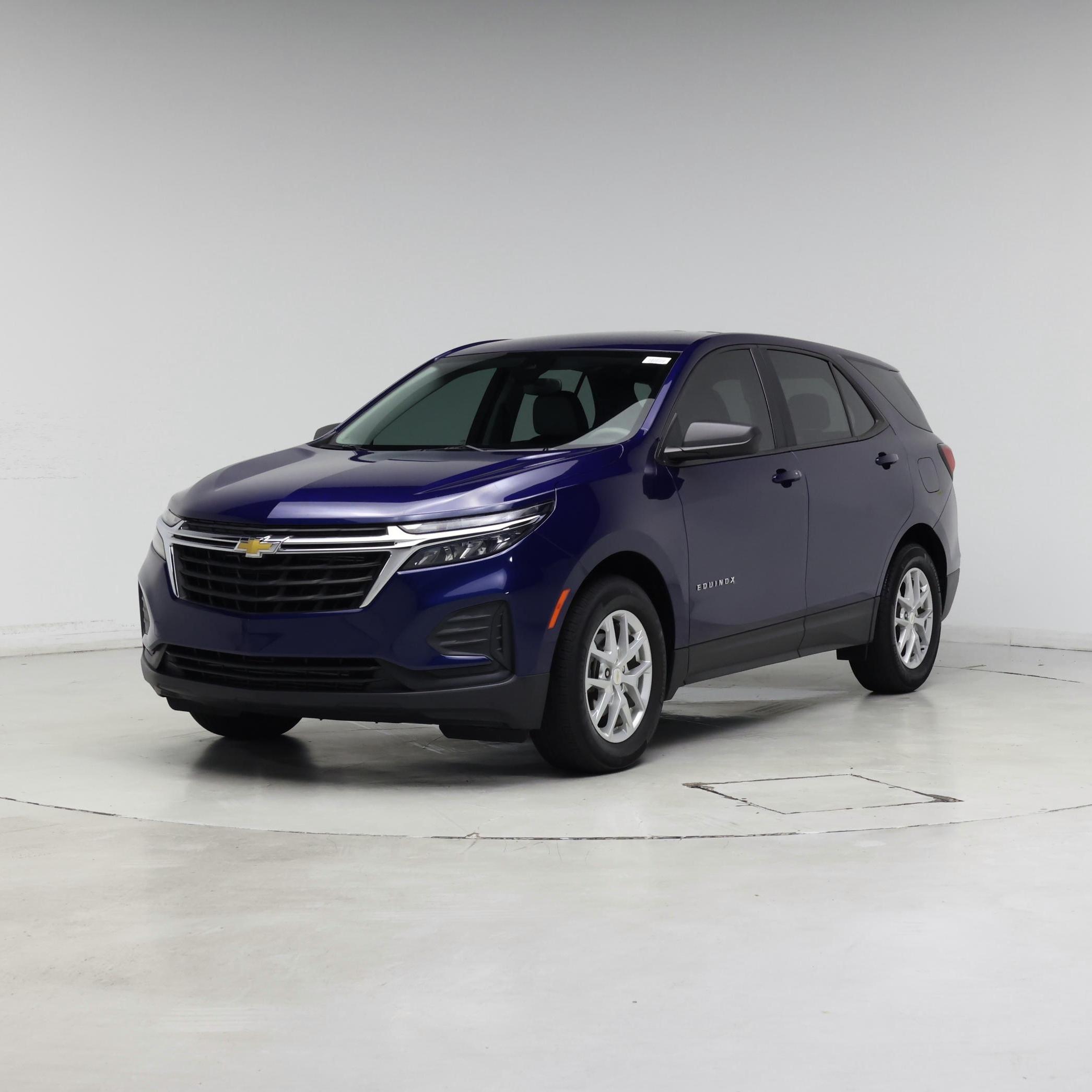 Thumbnail: 2023 Chevrolet Equinox - 4
