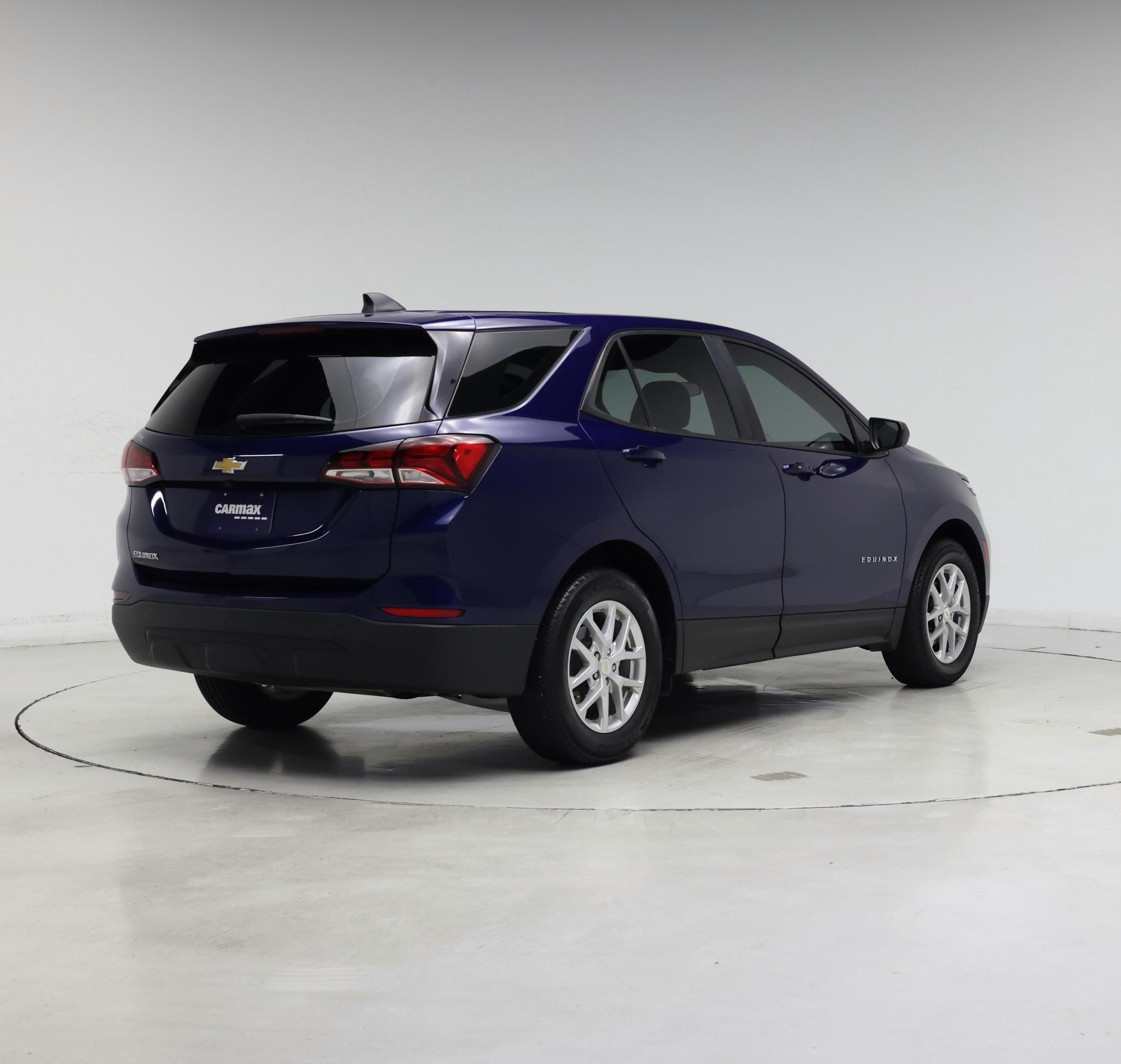 Thumbnail: 2023 Chevrolet Equinox - 8