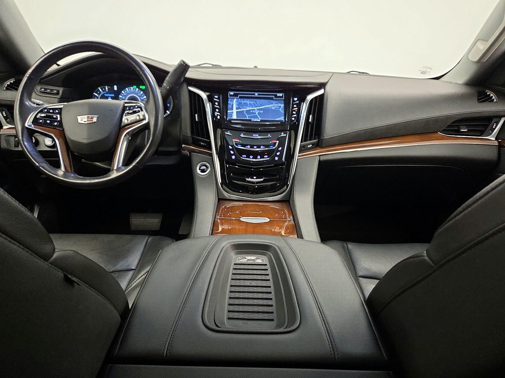Thumbnail: 2019 Cadillac Escalade - 9