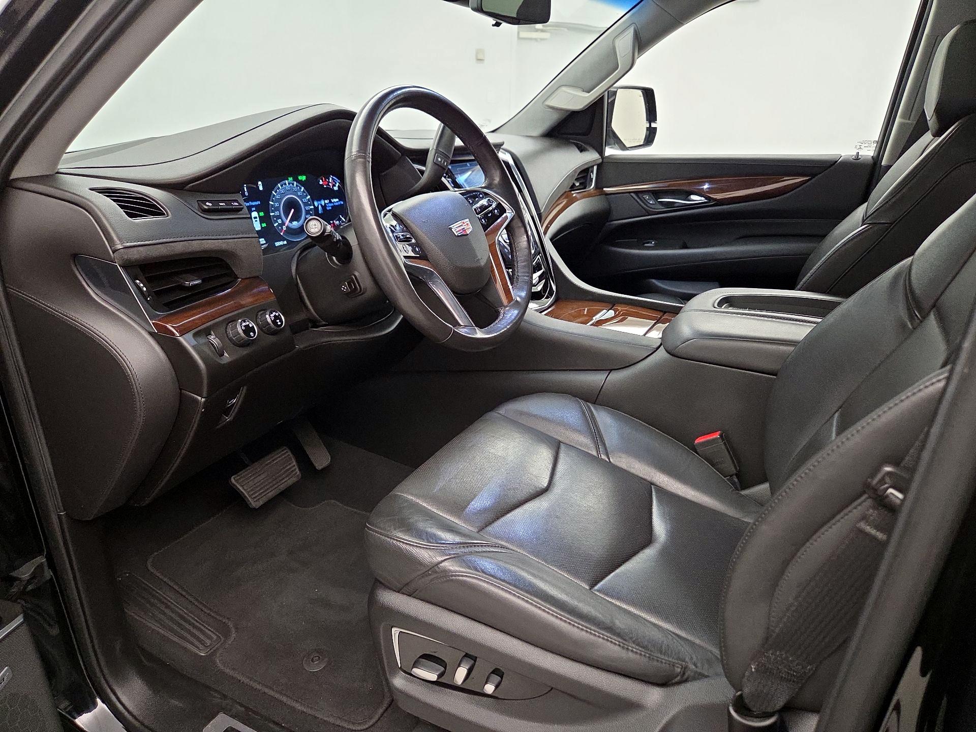 Thumbnail: 2019 Cadillac Escalade - 11