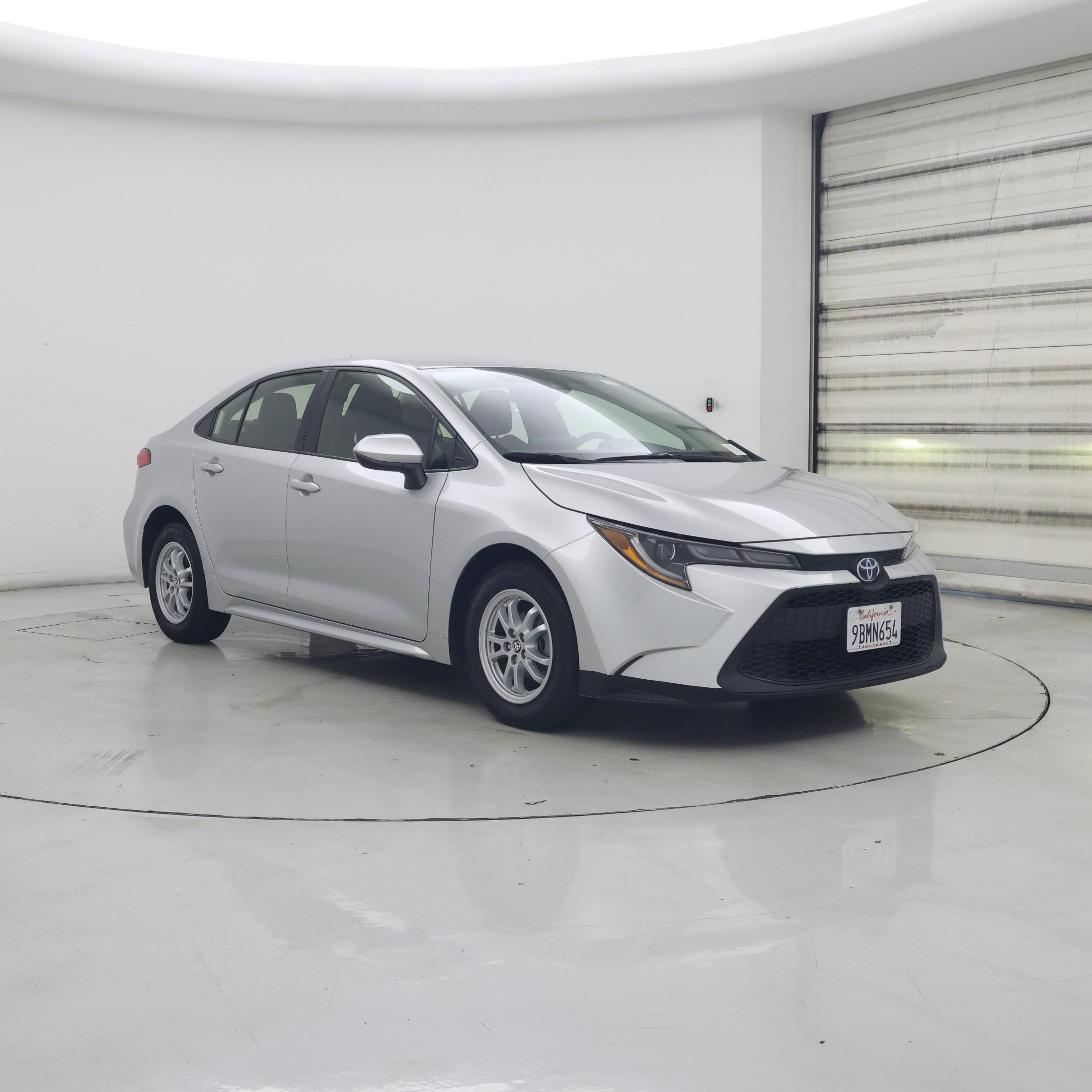 Silver 2022 Toyota Corolla Hybrid Sedan Front-Wheel Drive Automatic