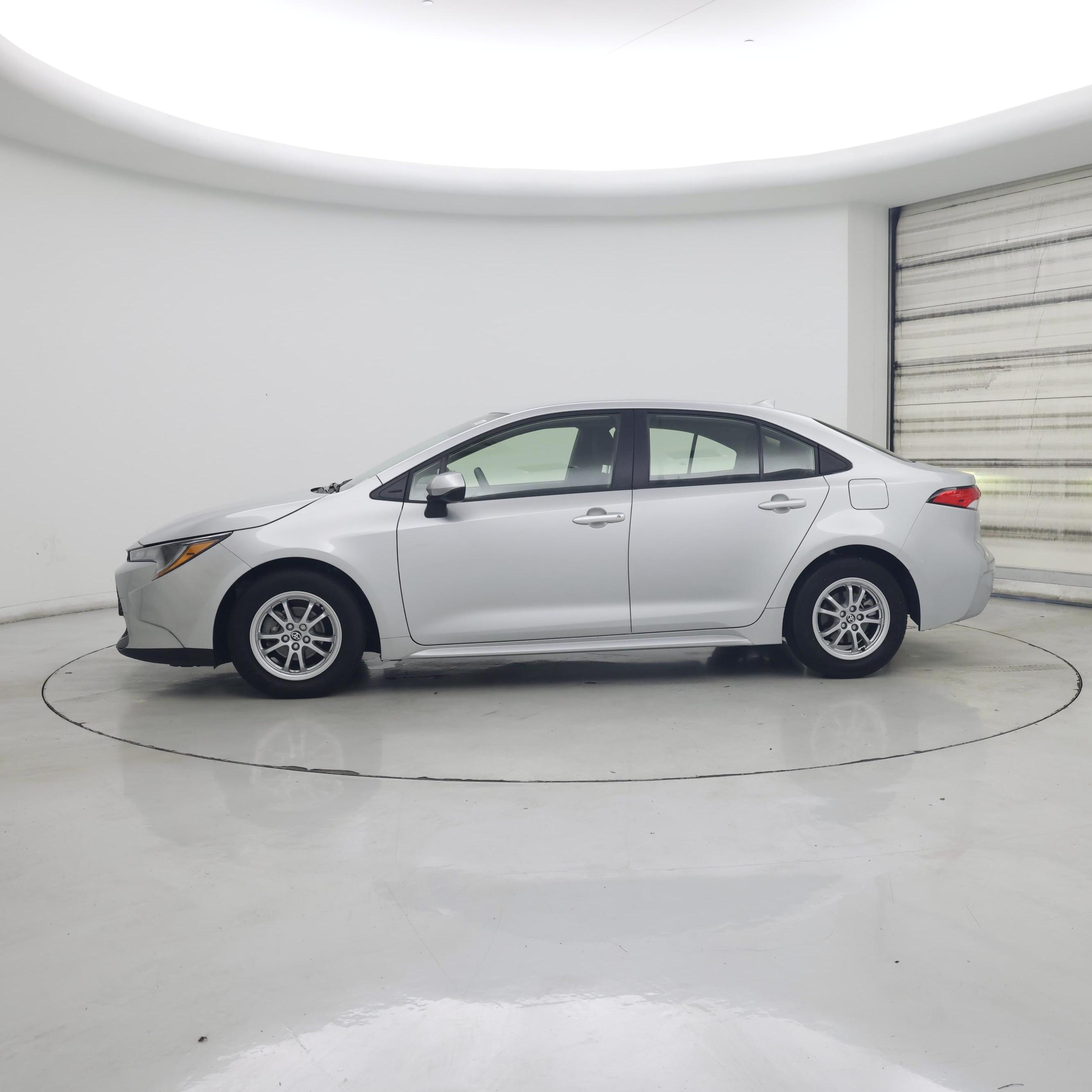 Thumbnail: 2022 Toyota Corolla - 3