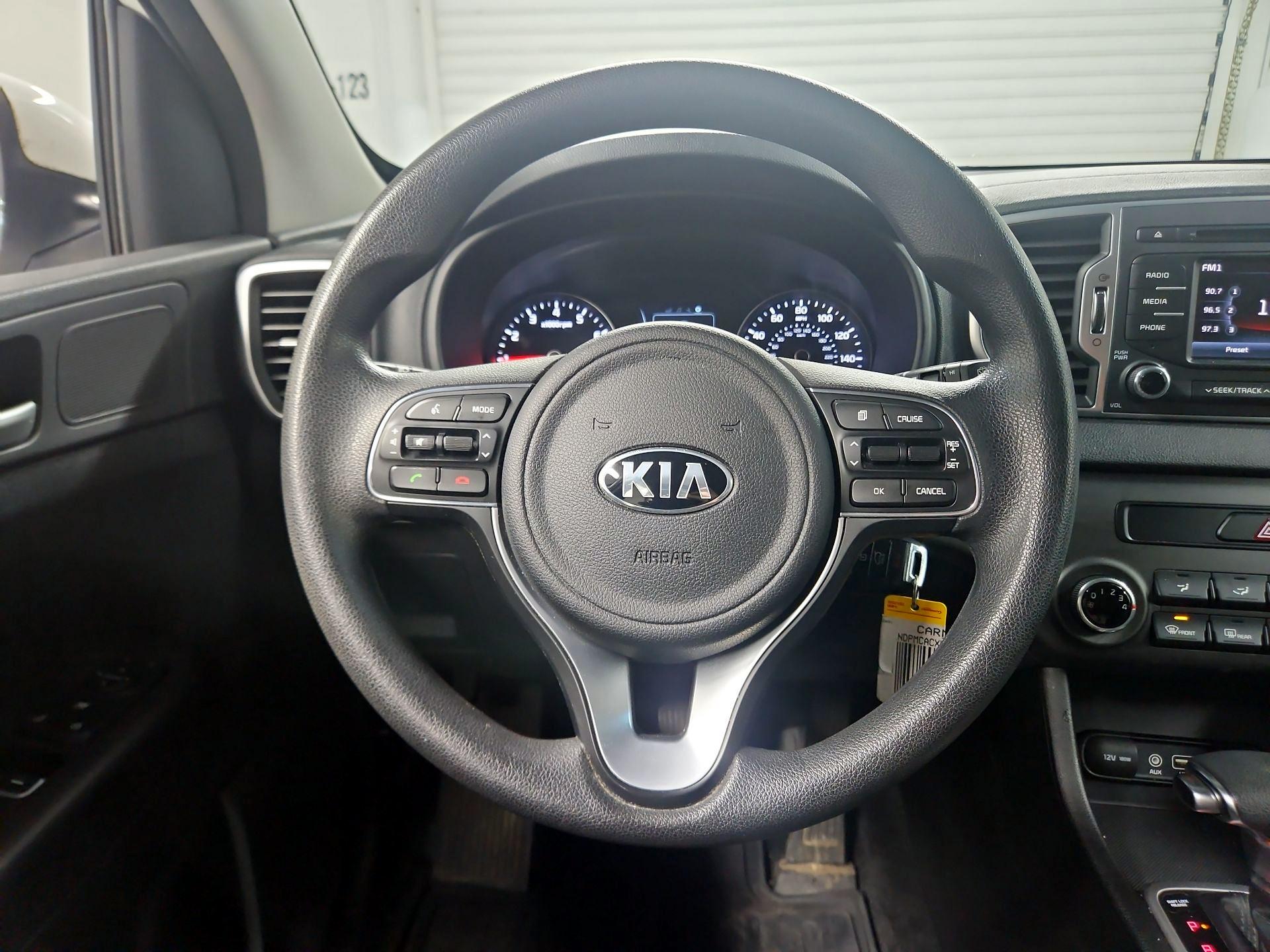 Thumbnail: 2017 Kia Sportage - 10