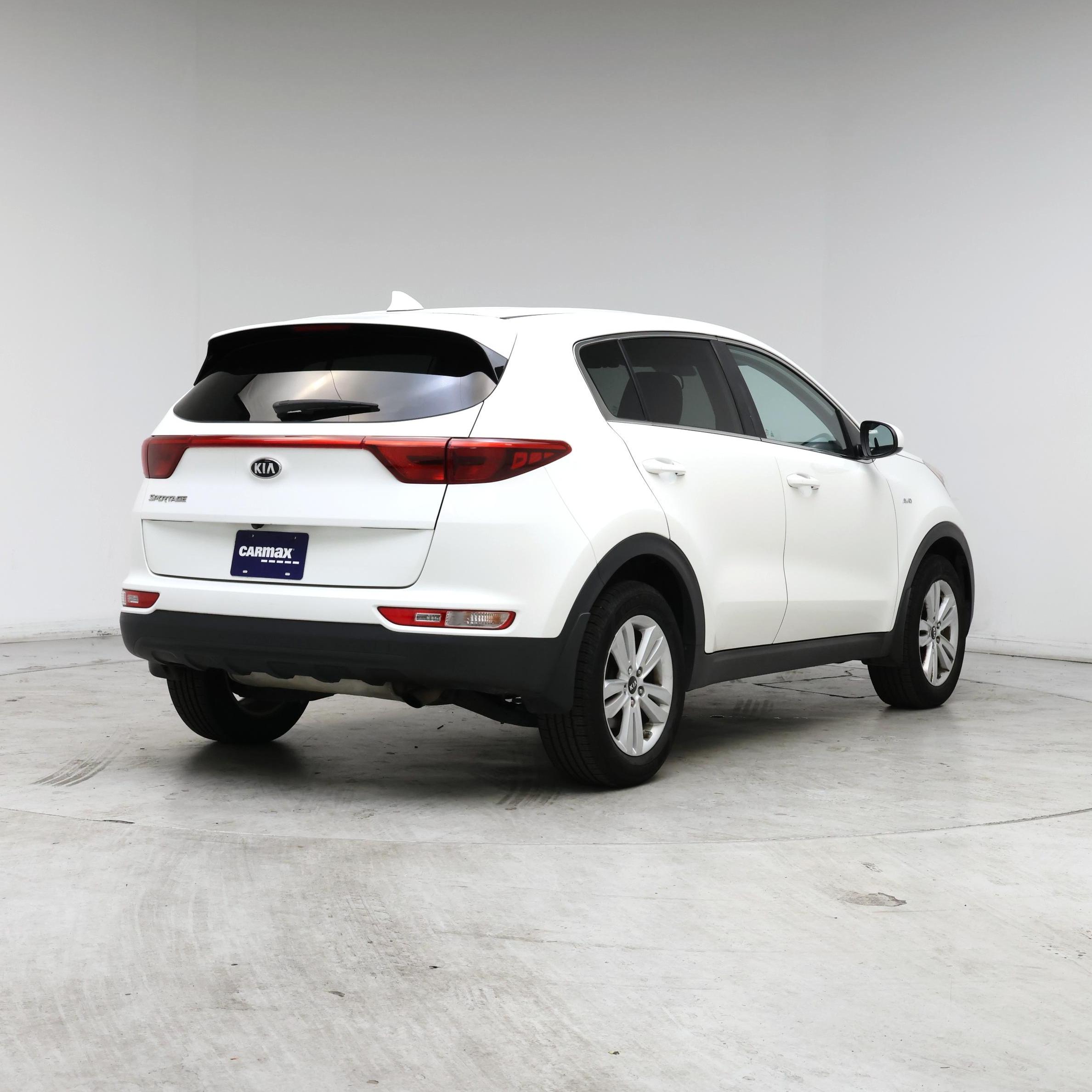 Thumbnail: 2017 Kia Sportage - 8