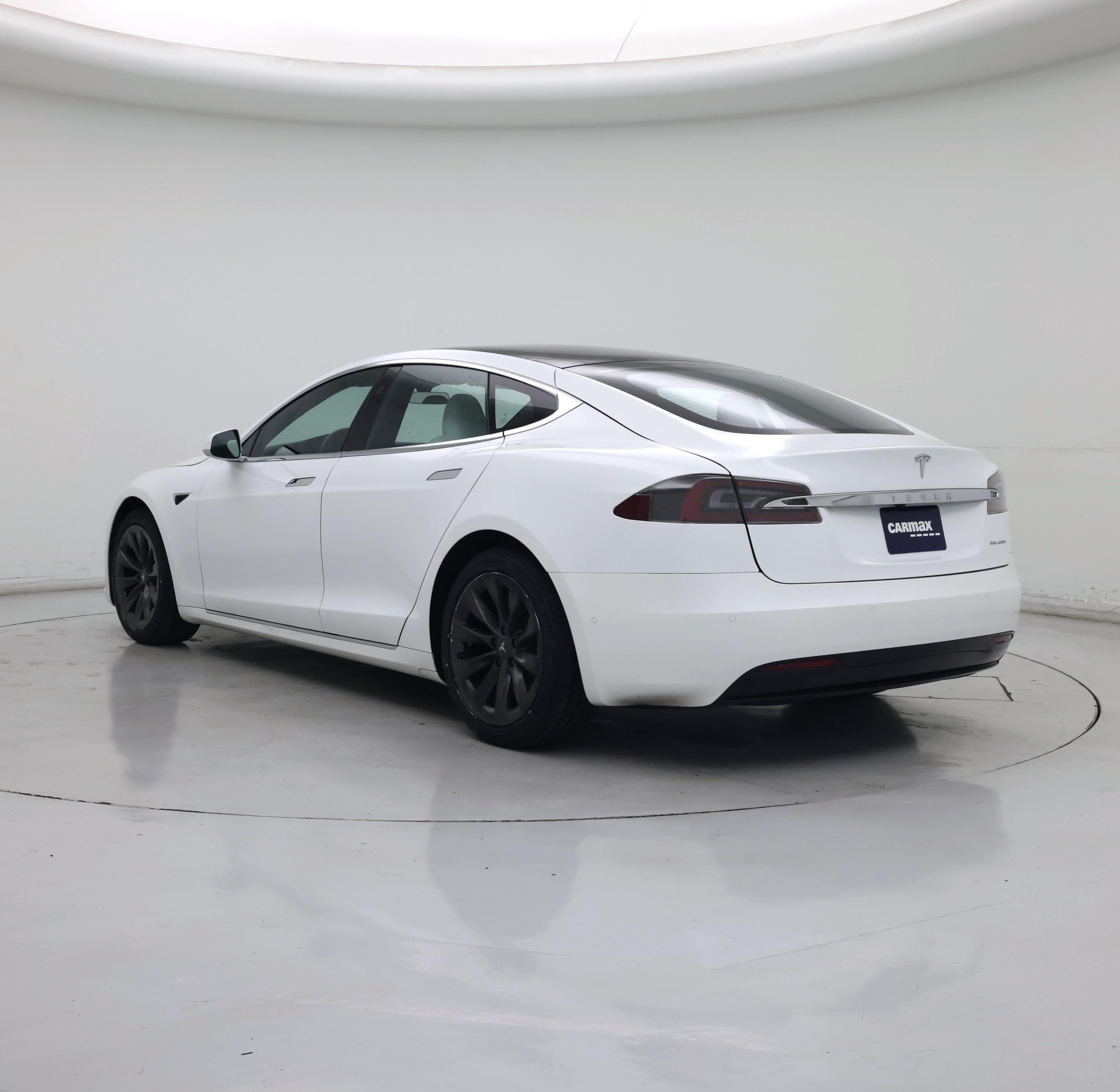 Thumbnail: 2020 Tesla Model S - 2