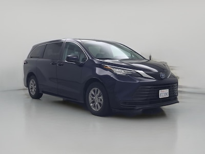 2022 Toyota Sienna Hybrid LE