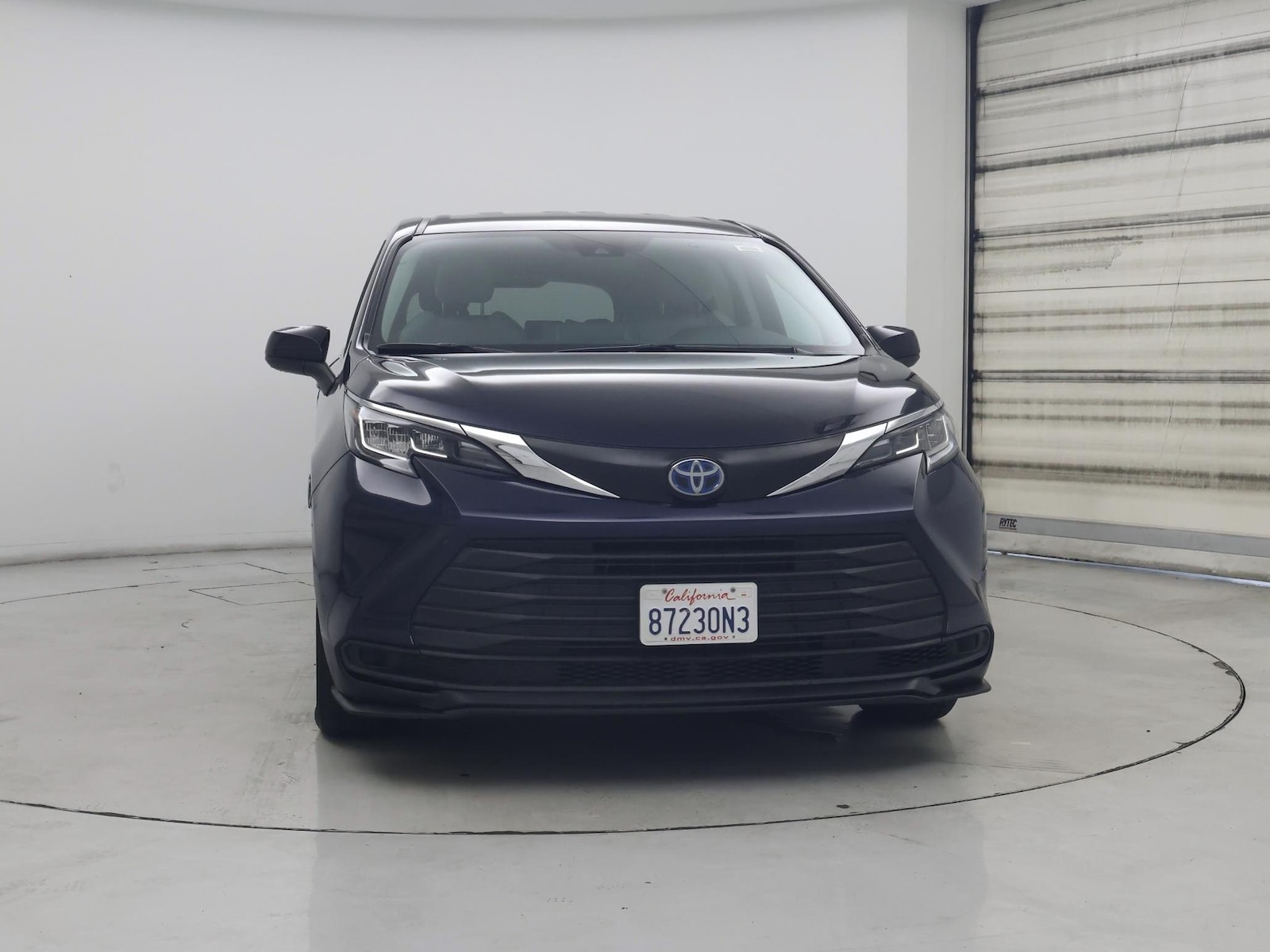 2022 Toyota Sienna LE - Photo 6