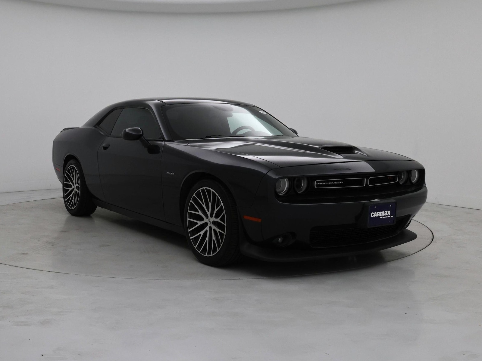 2019 Dodge Challenger R/T - Photo 2