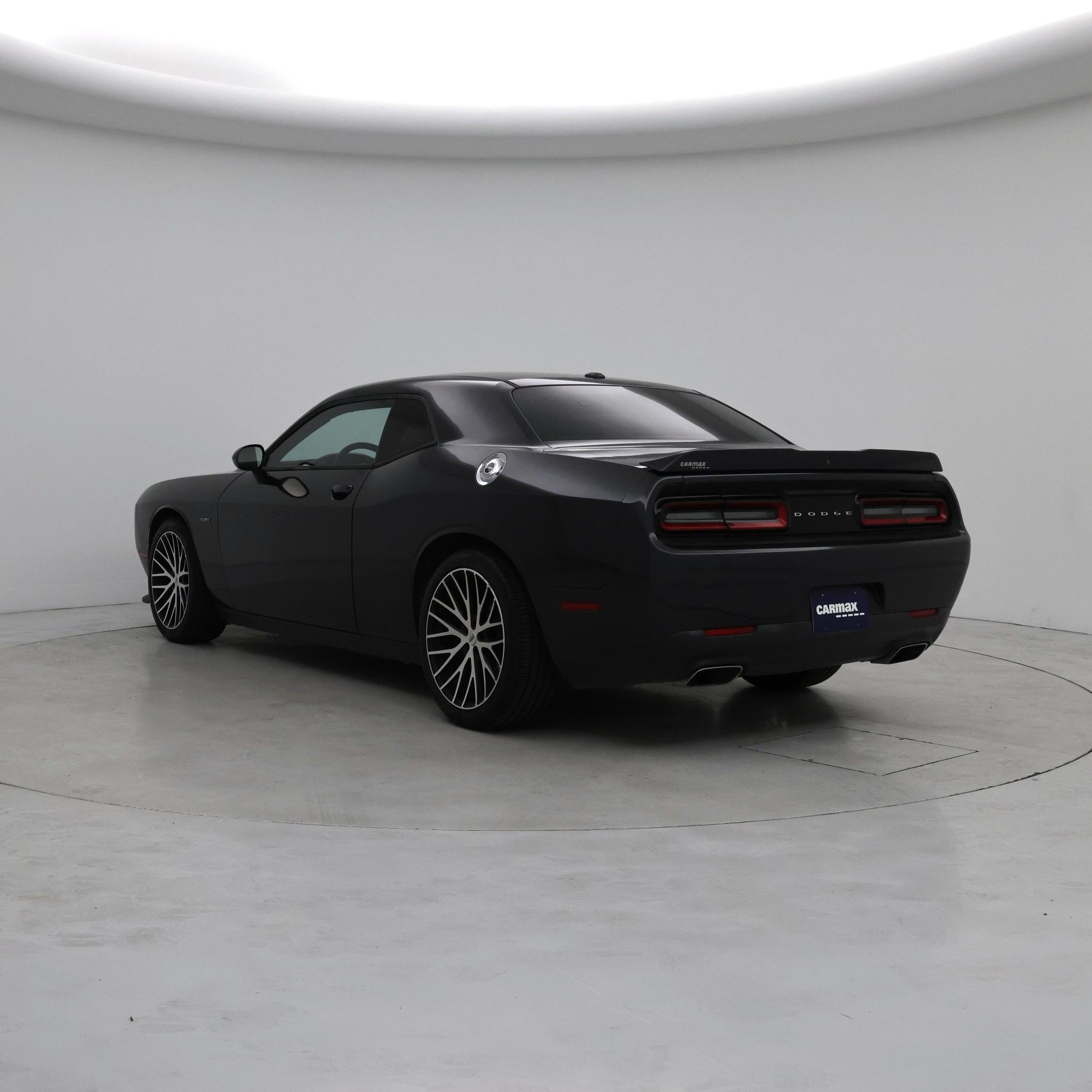 Thumbnail: 2019 Dodge Challenger - 2