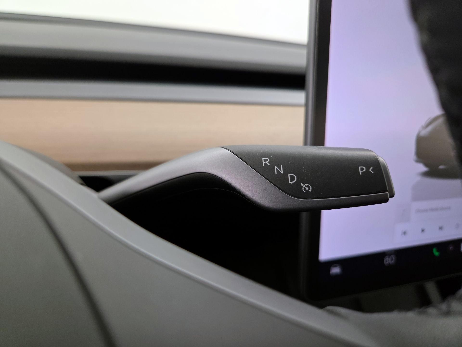 Thumbnail: 2022 Tesla Model 3 - 17