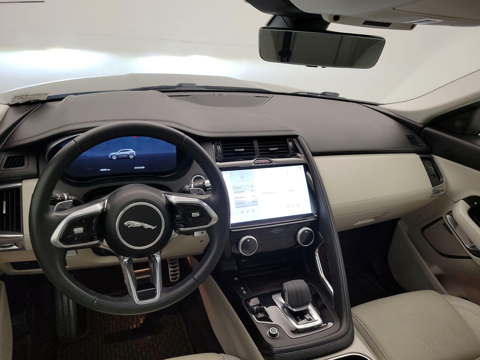 2022 Jaguar E-Pace SE - Photo 10