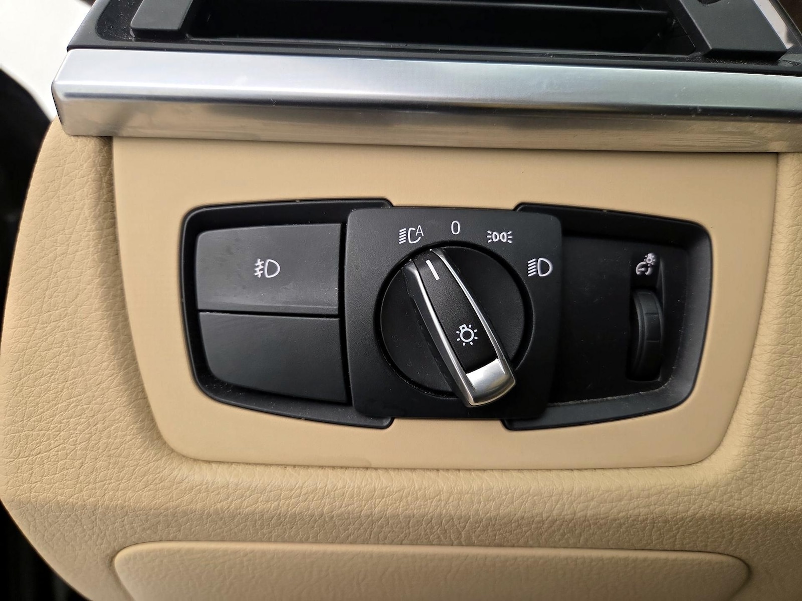 2014 BMW 3 Series 320i - Photo 14