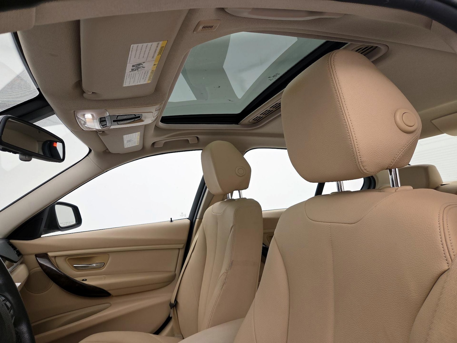 2014 BMW 3 Series 320i - Photo 19