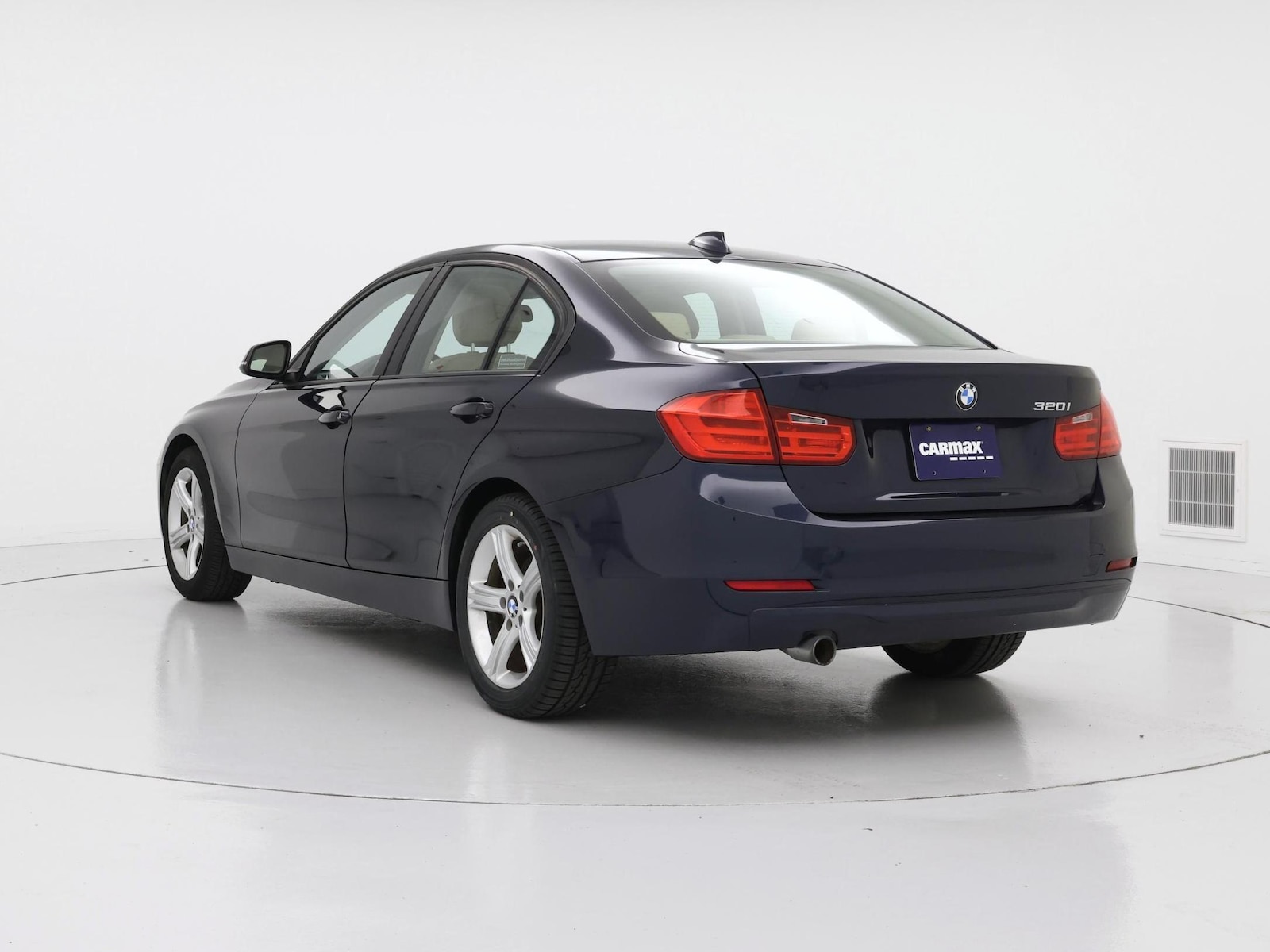 2014 BMW 3 Series 320i - Photo 3