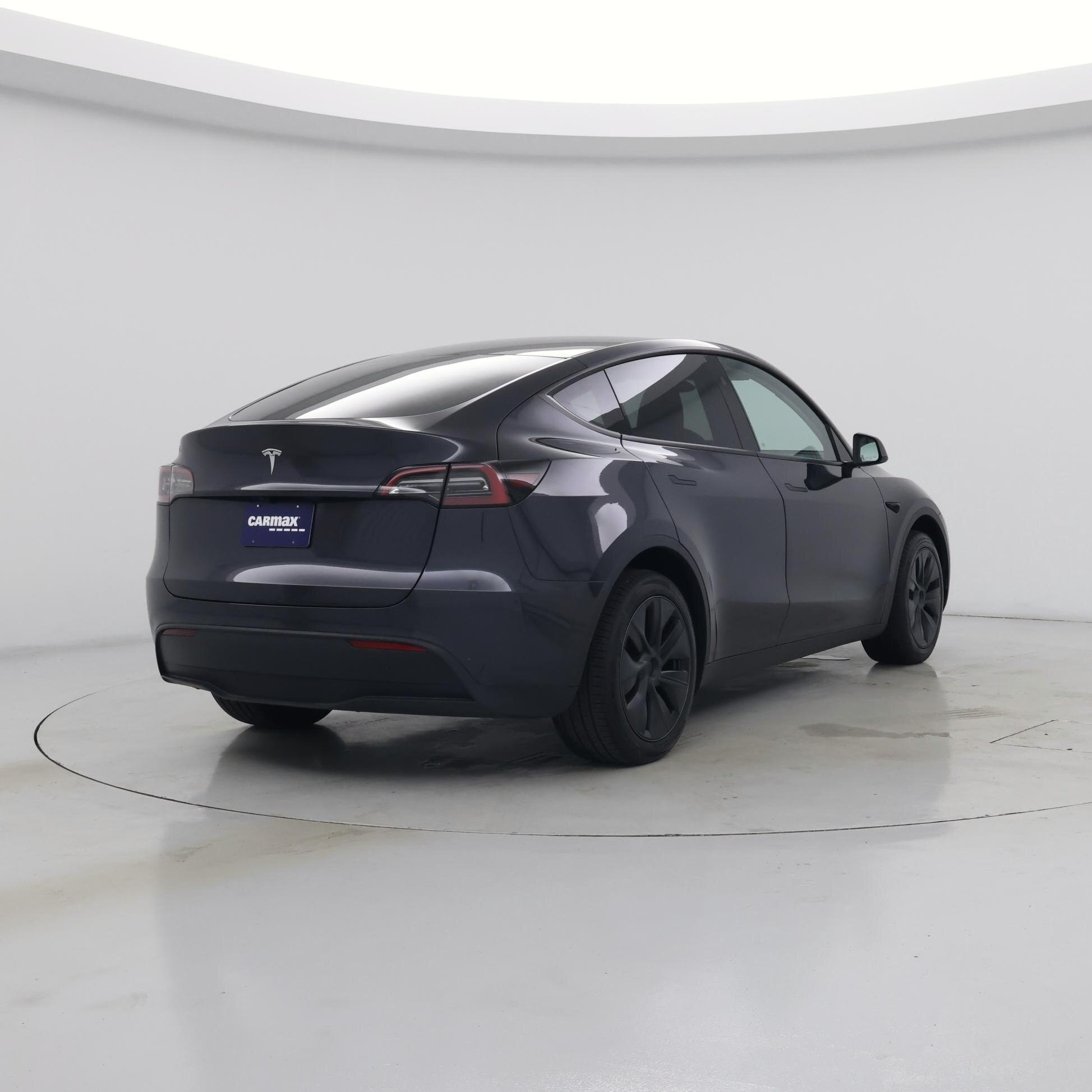 Thumbnail: 2024 Tesla Model Y - 8