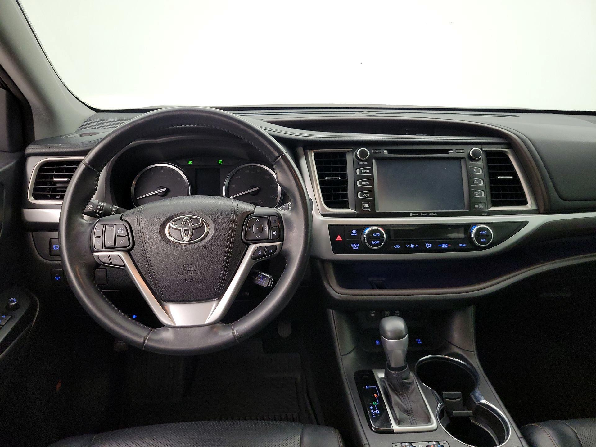 Thumbnail: 2018 Toyota Highlander - 10