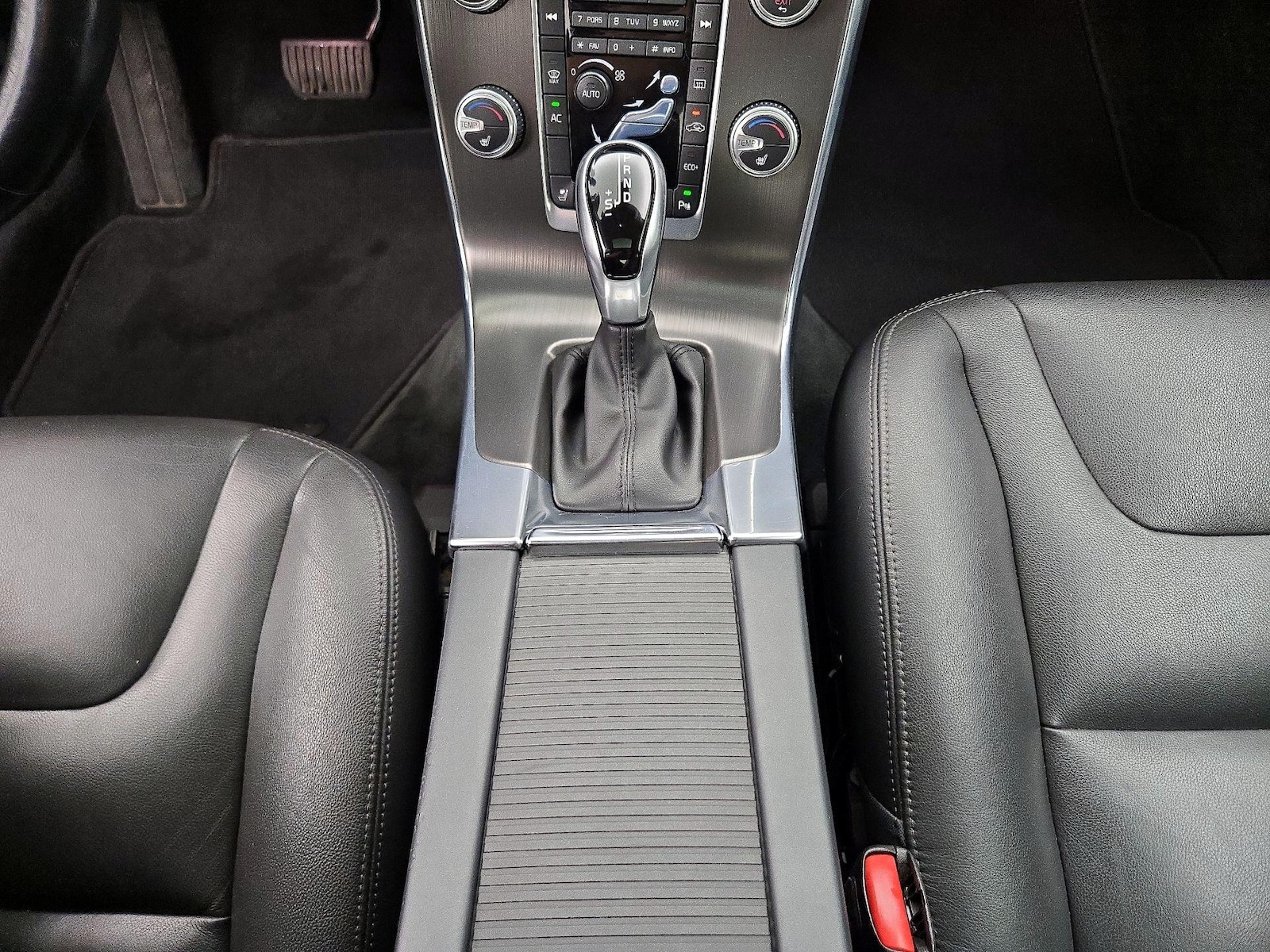 2015 Volvo S60 T5 Premier - Photo 17