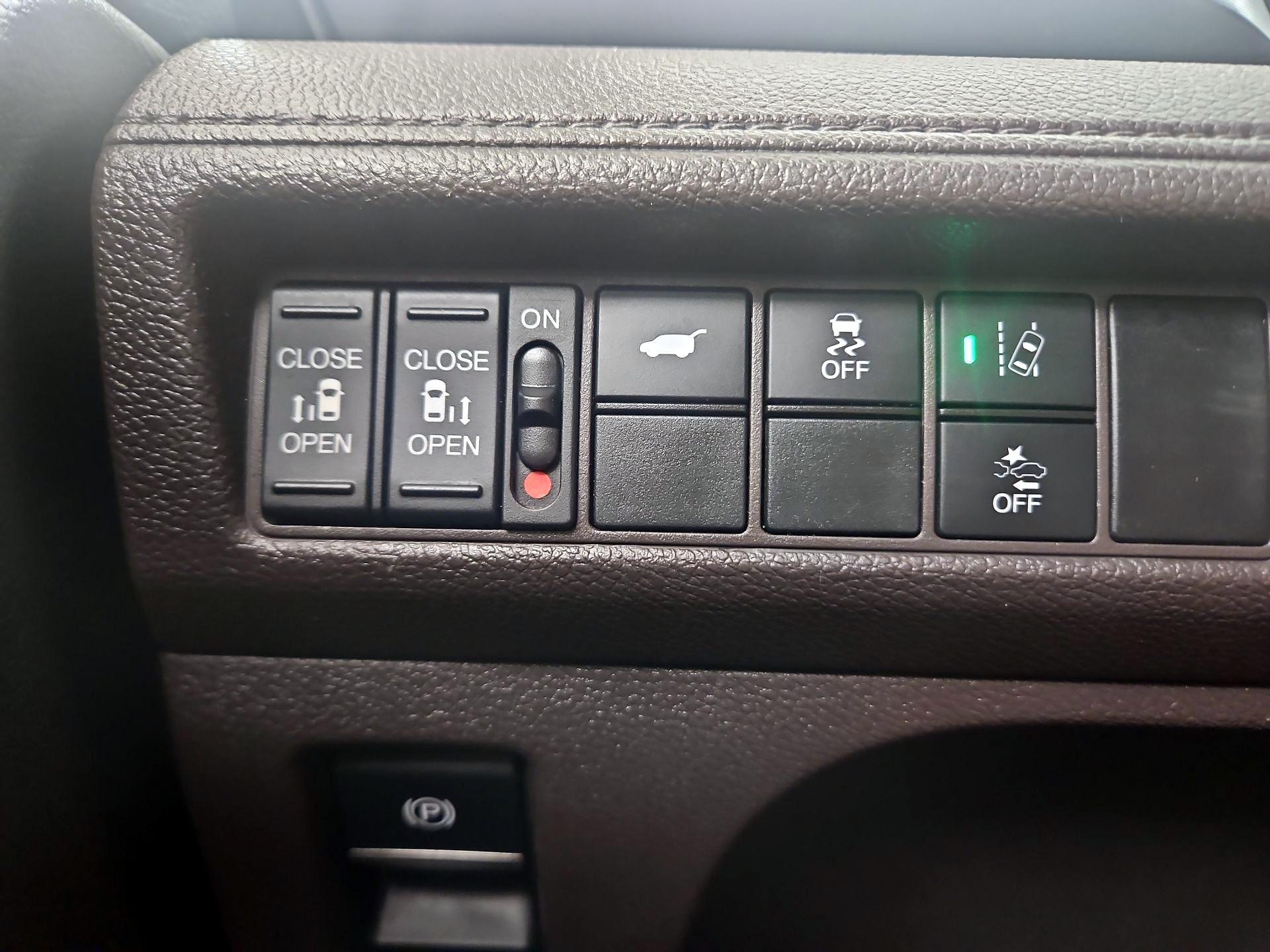 Thumbnail: 2020 Honda Odyssey - 13