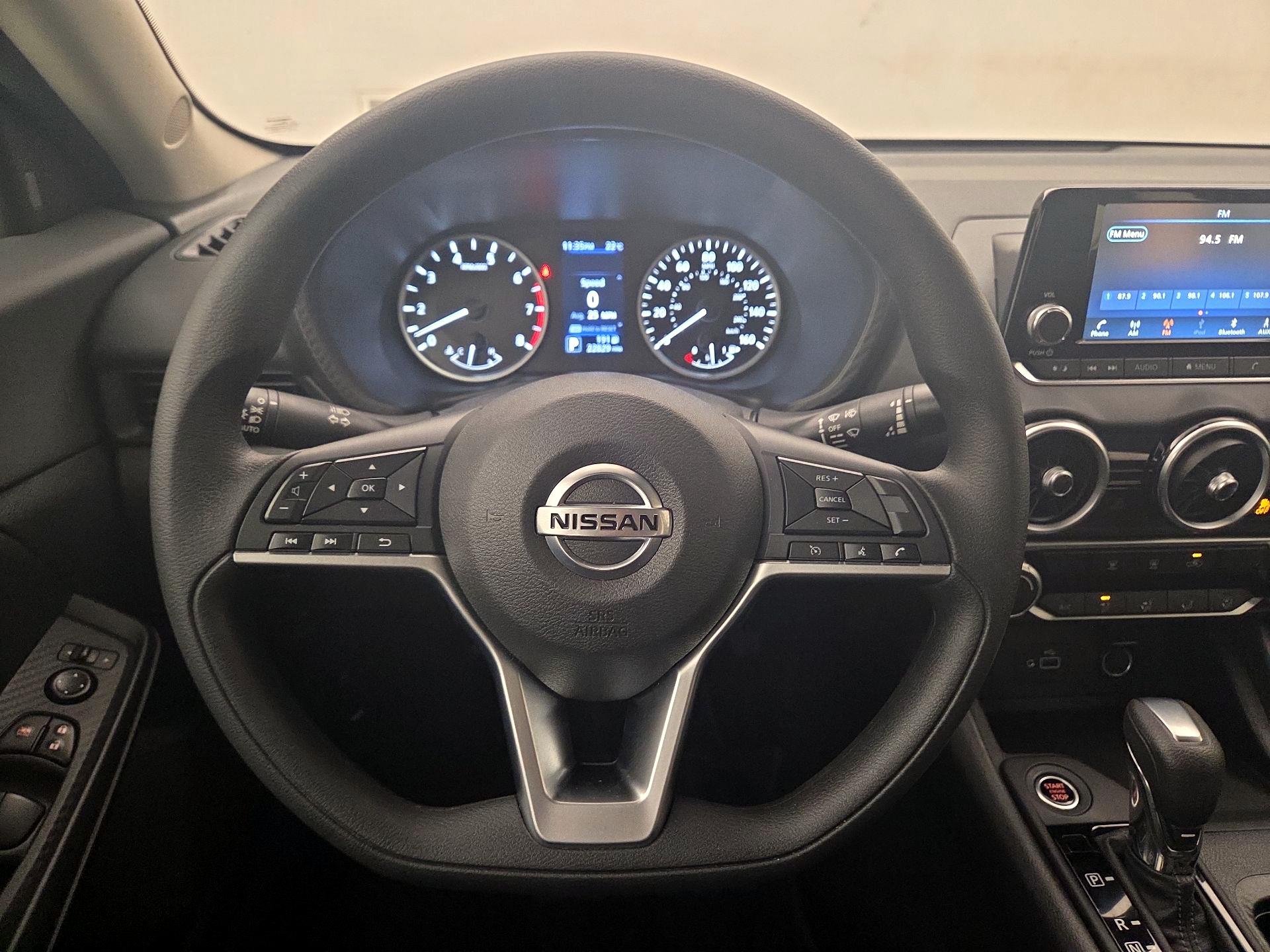 Thumbnail: 2021 Nissan Sentra - 10