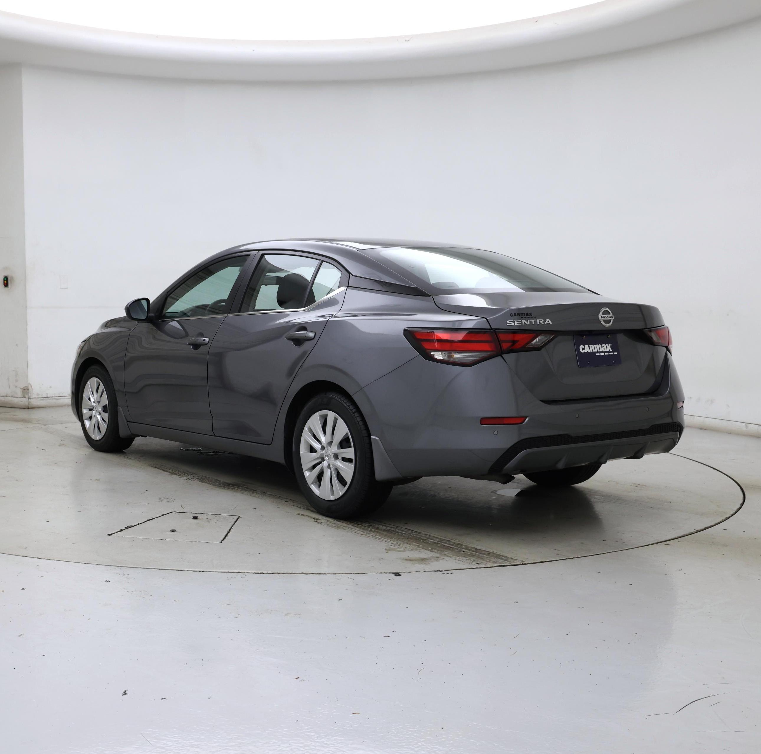 Thumbnail: 2021 Nissan Sentra - 2