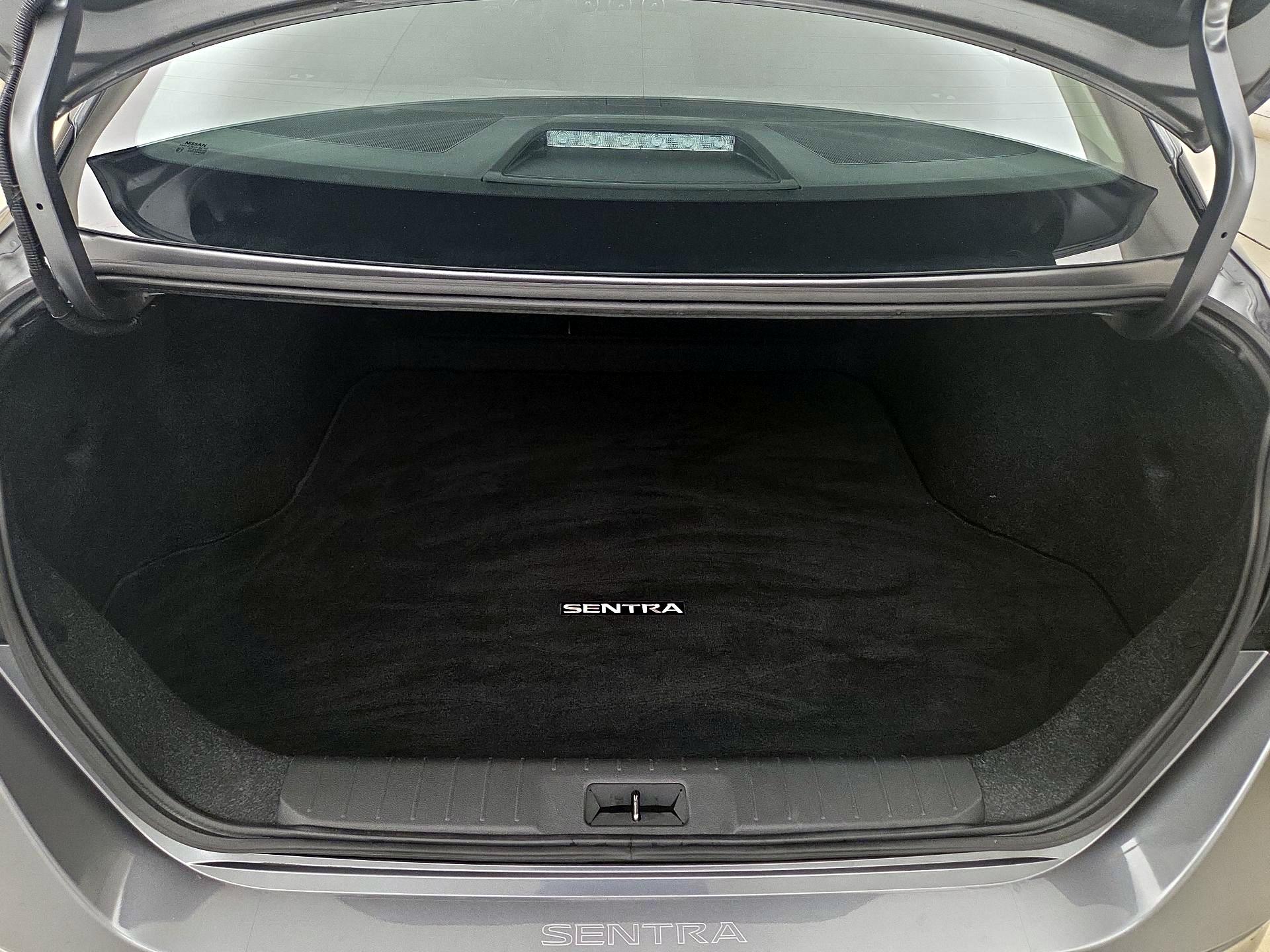 Thumbnail: 2021 Nissan Sentra - 20