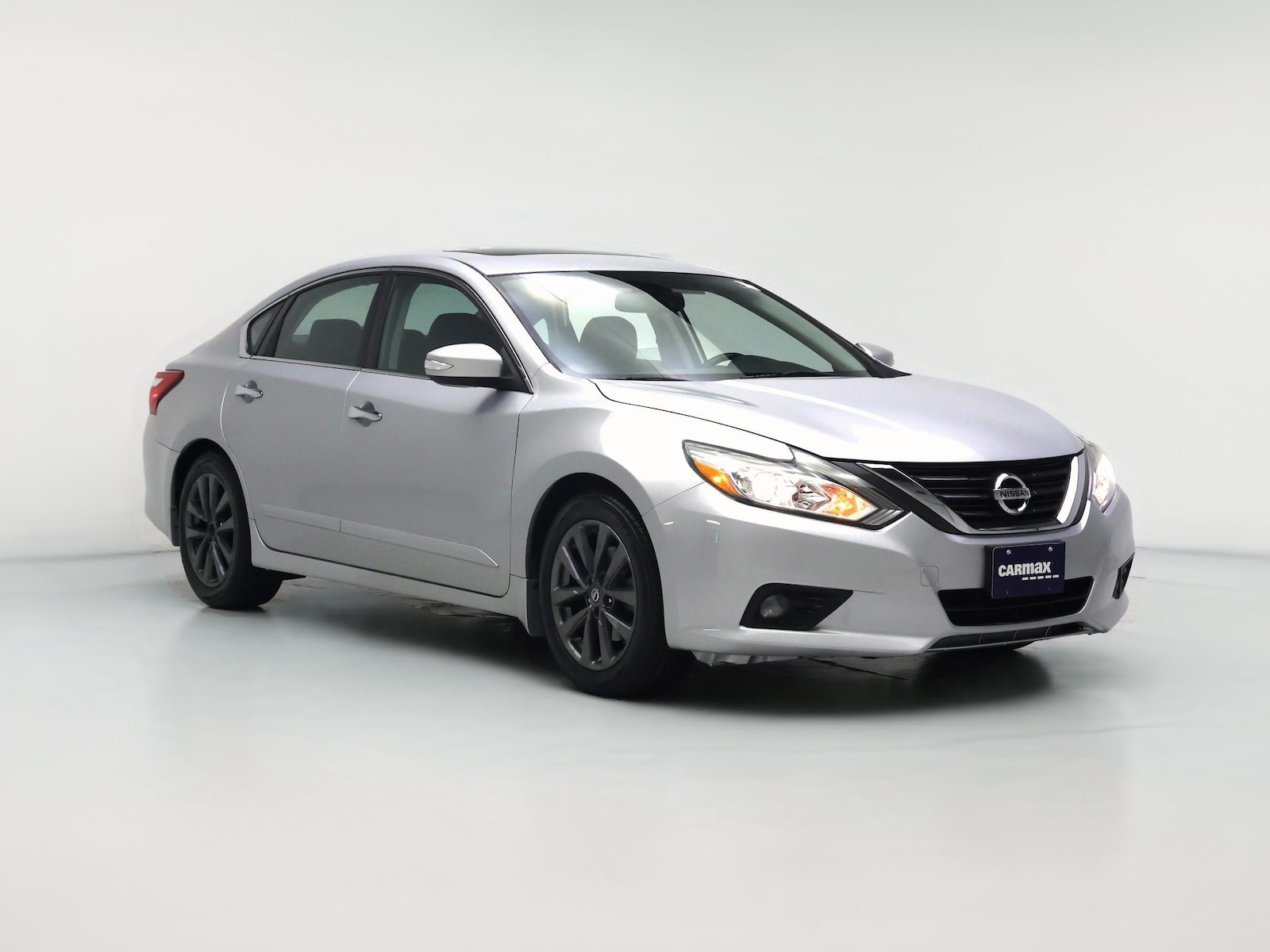 2016 Nissan Altima SV - Photo 1
