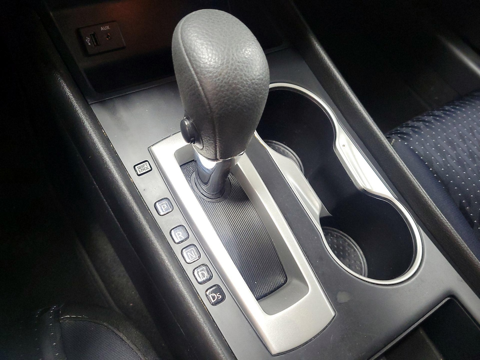 2016 Nissan Altima SV - Photo 17
