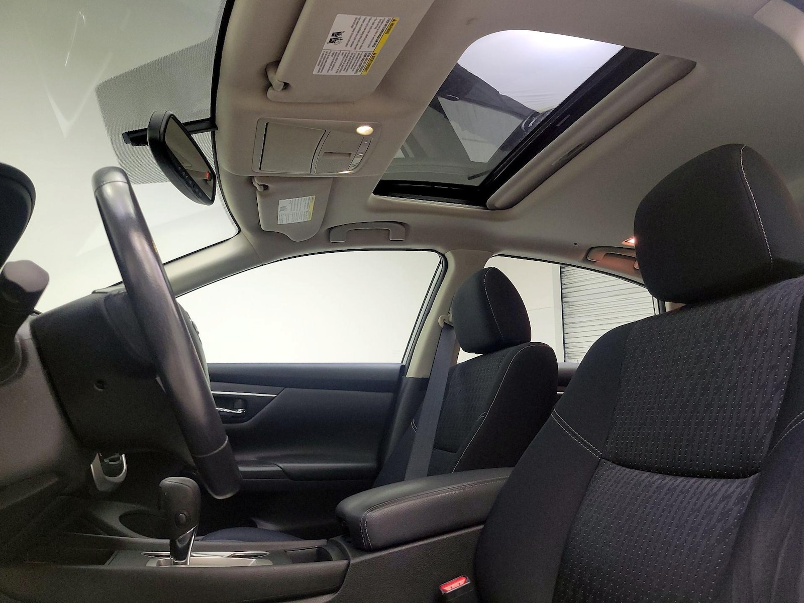 2016 Nissan Altima SV - Photo 19