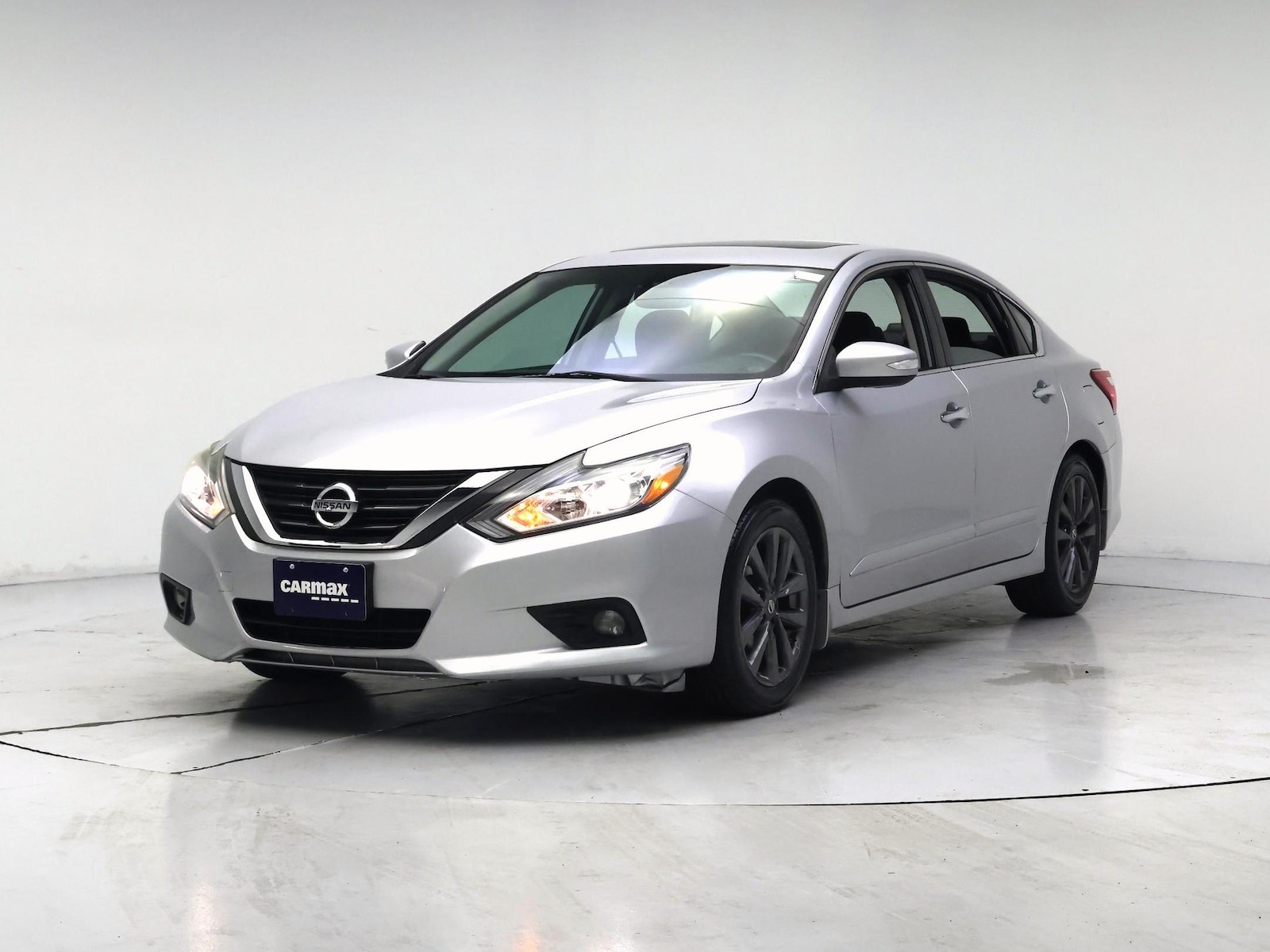 2016 Nissan Altima SV - Photo 5