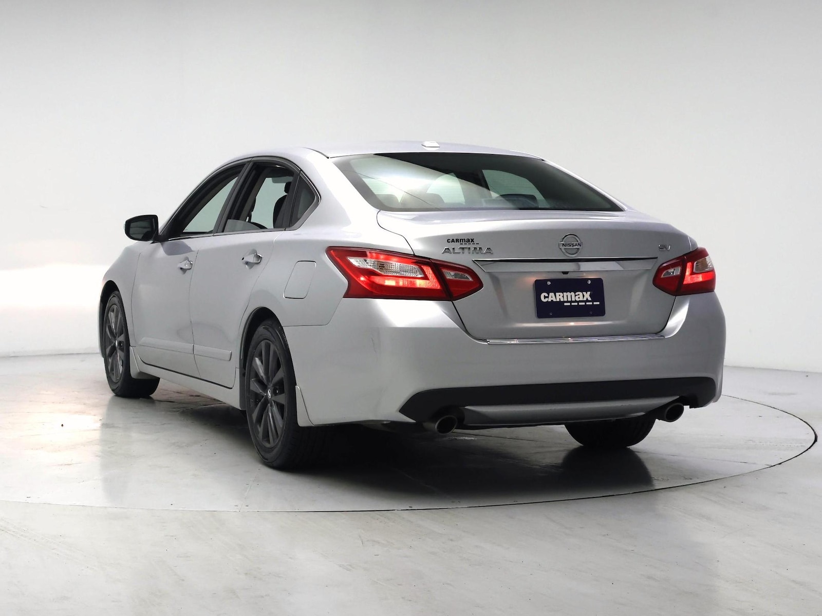 2016 Nissan Altima SV - Photo 7