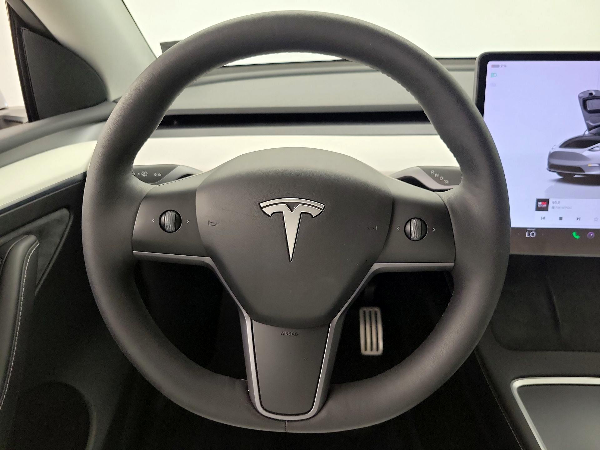 Thumbnail: 2023 Tesla Model Y - 10