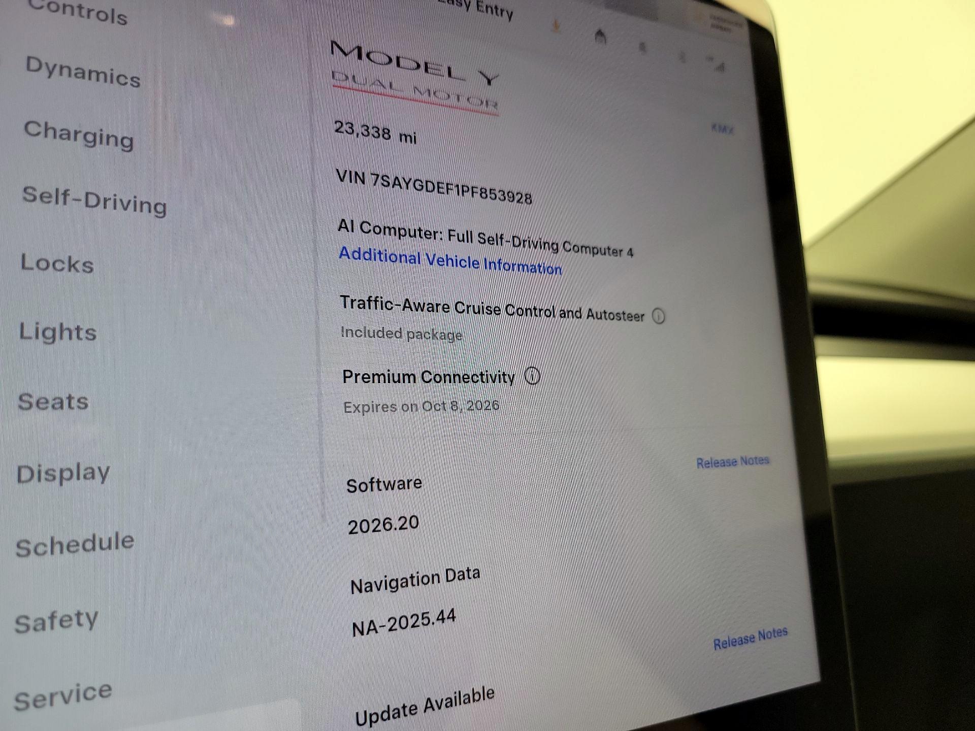 Thumbnail: 2023 Tesla Model Y - 13
