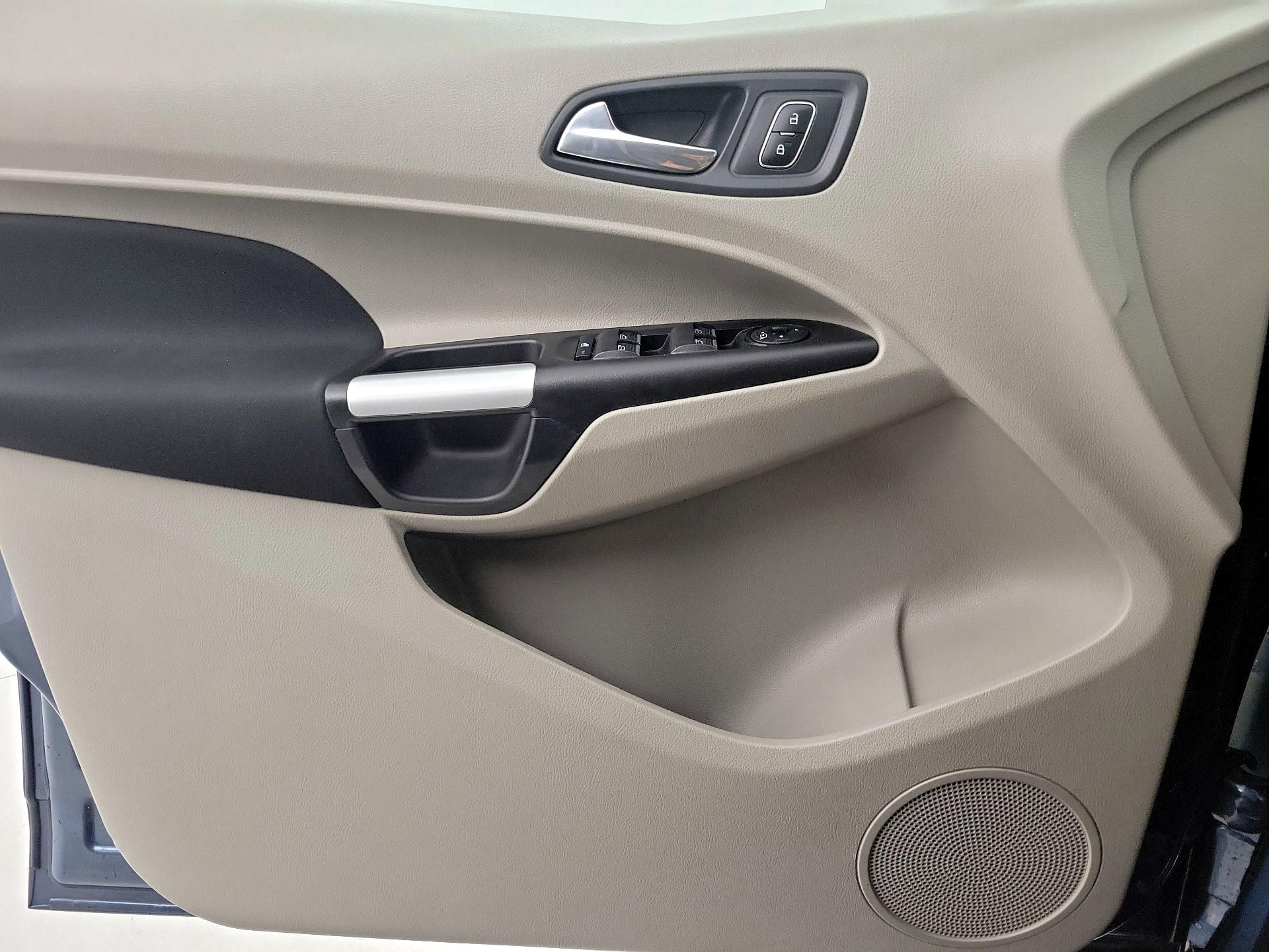 Thumbnail: 2019 Ford Transit Series - 12
