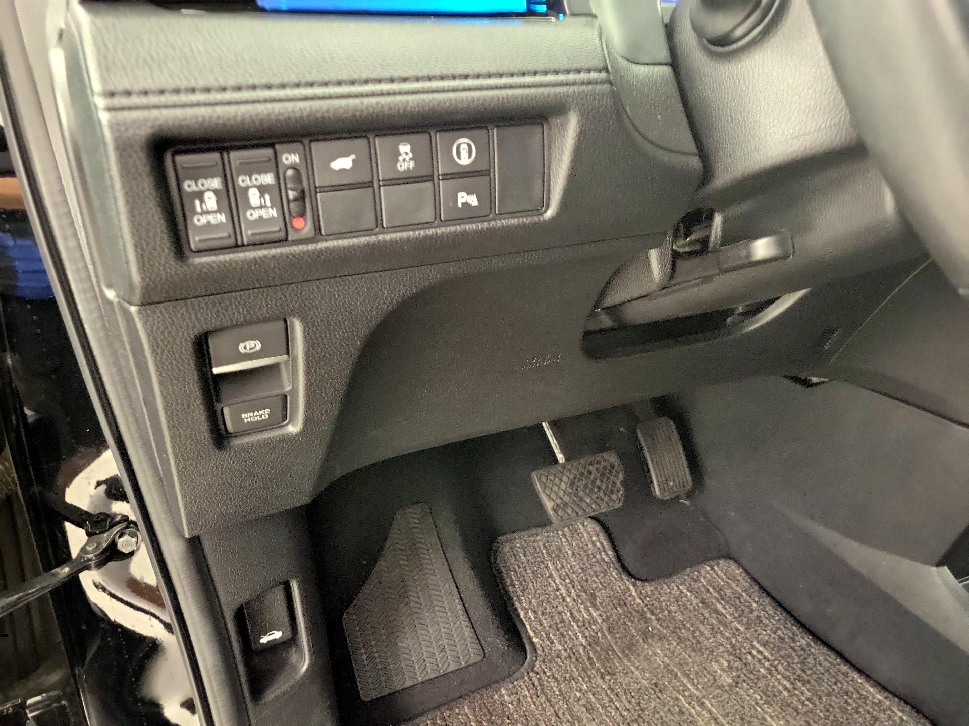 Thumbnail: 2023 Honda Odyssey - 13