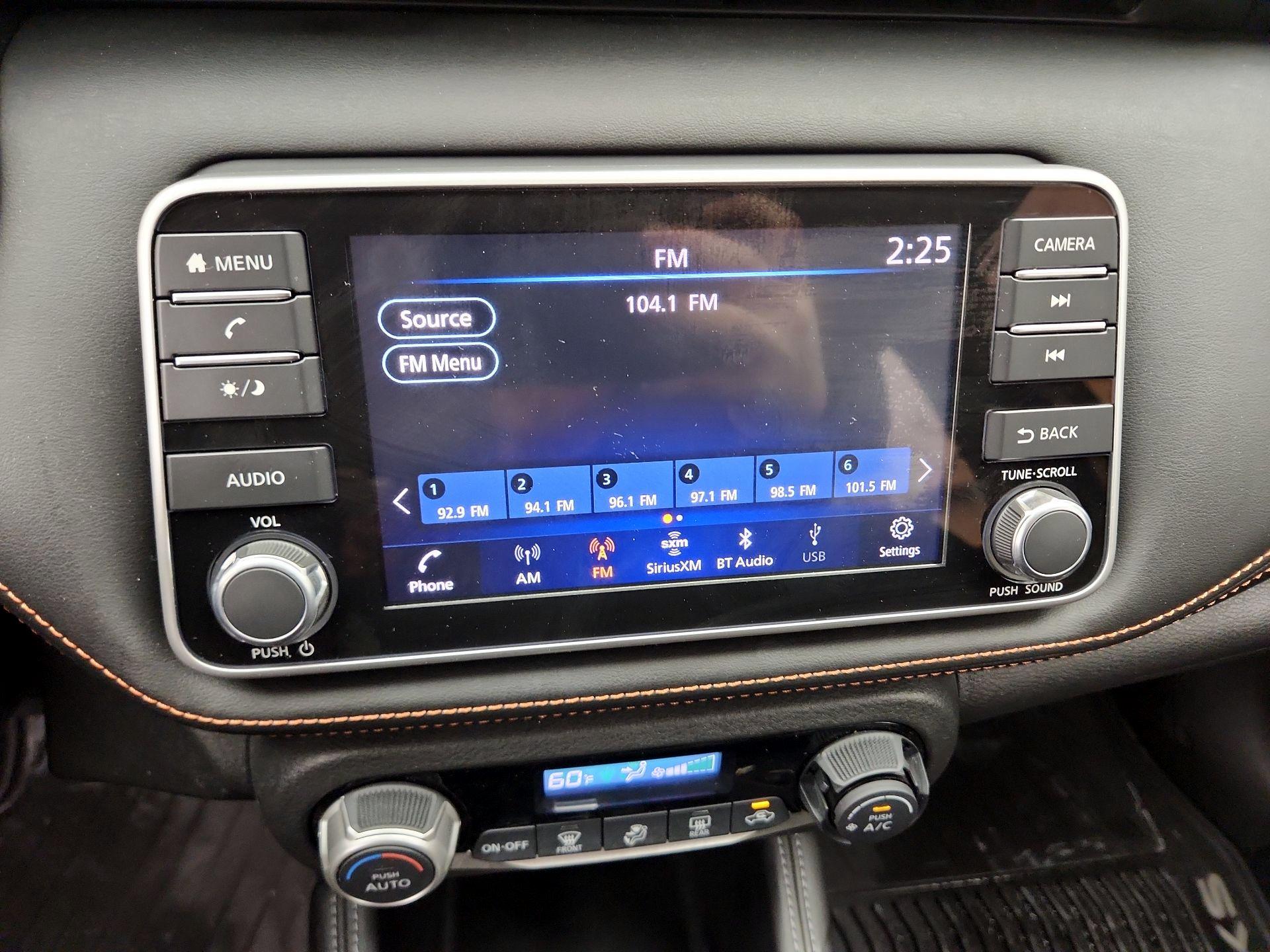 Thumbnail: 2020 Nissan Kicks - 14