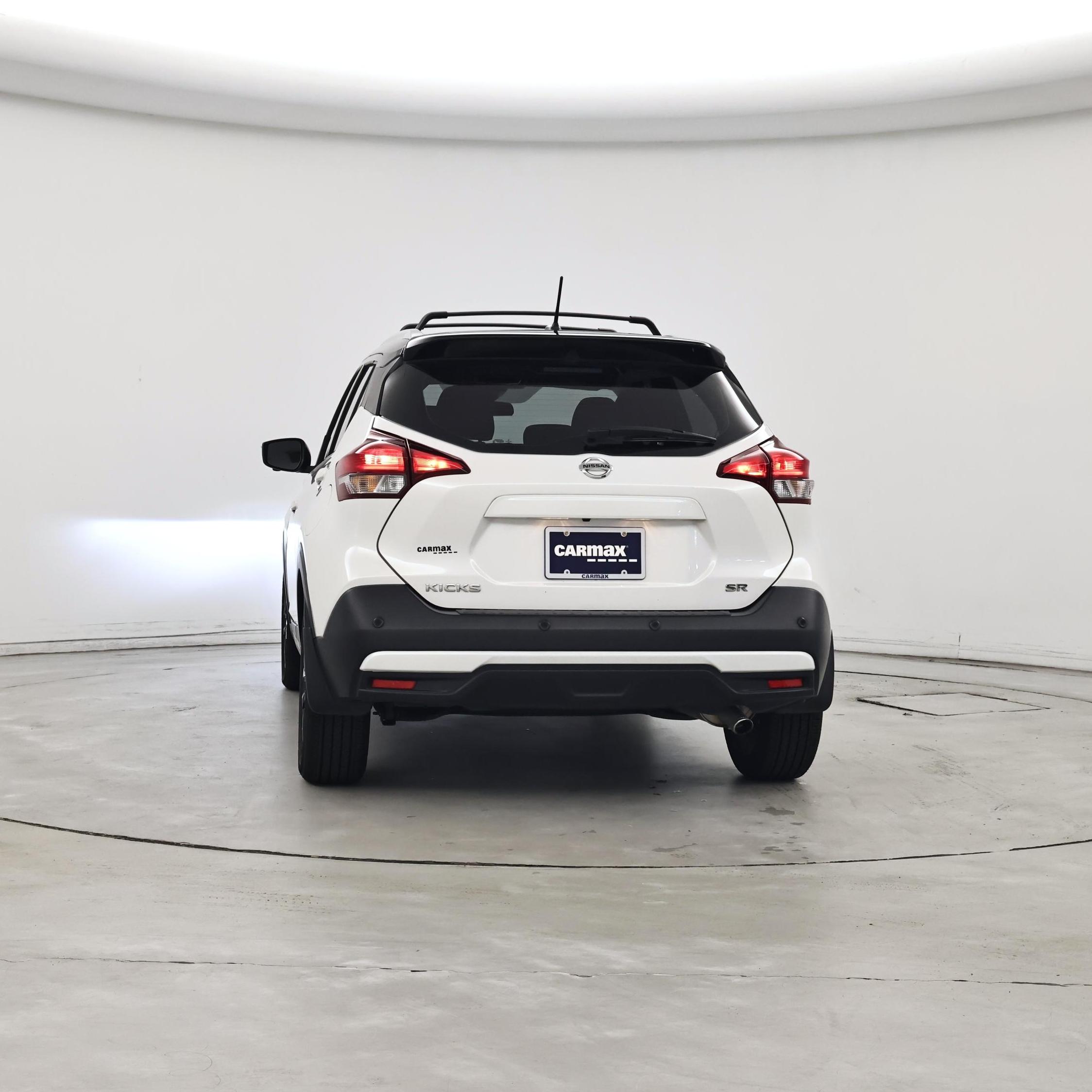 Thumbnail: 2020 Nissan Kicks - 6