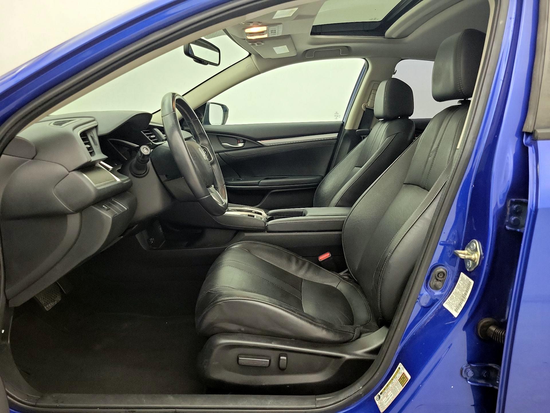 Thumbnail: 2016 Honda Civic - 11