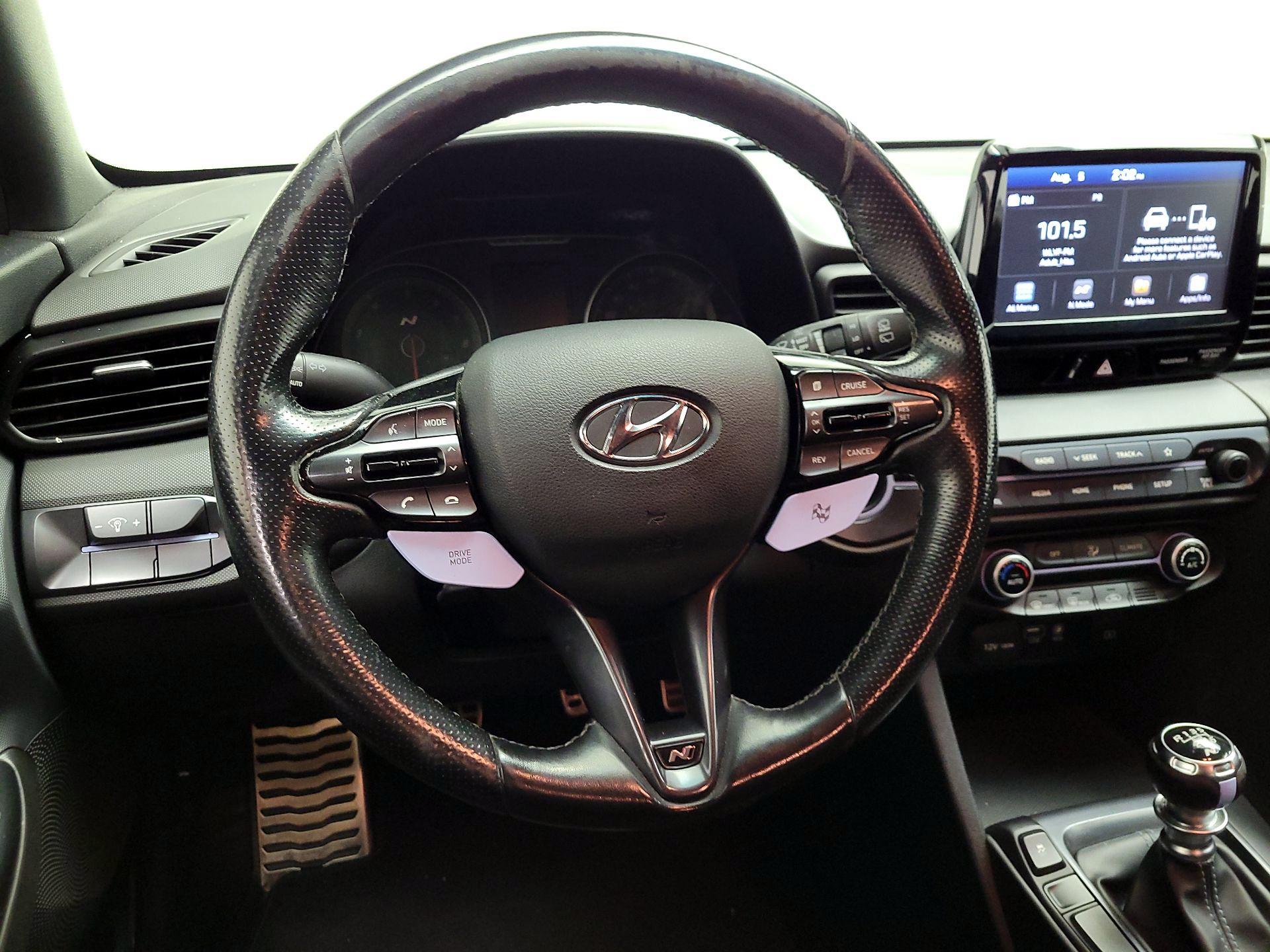 Thumbnail: 2019 Hyundai Veloster - 10