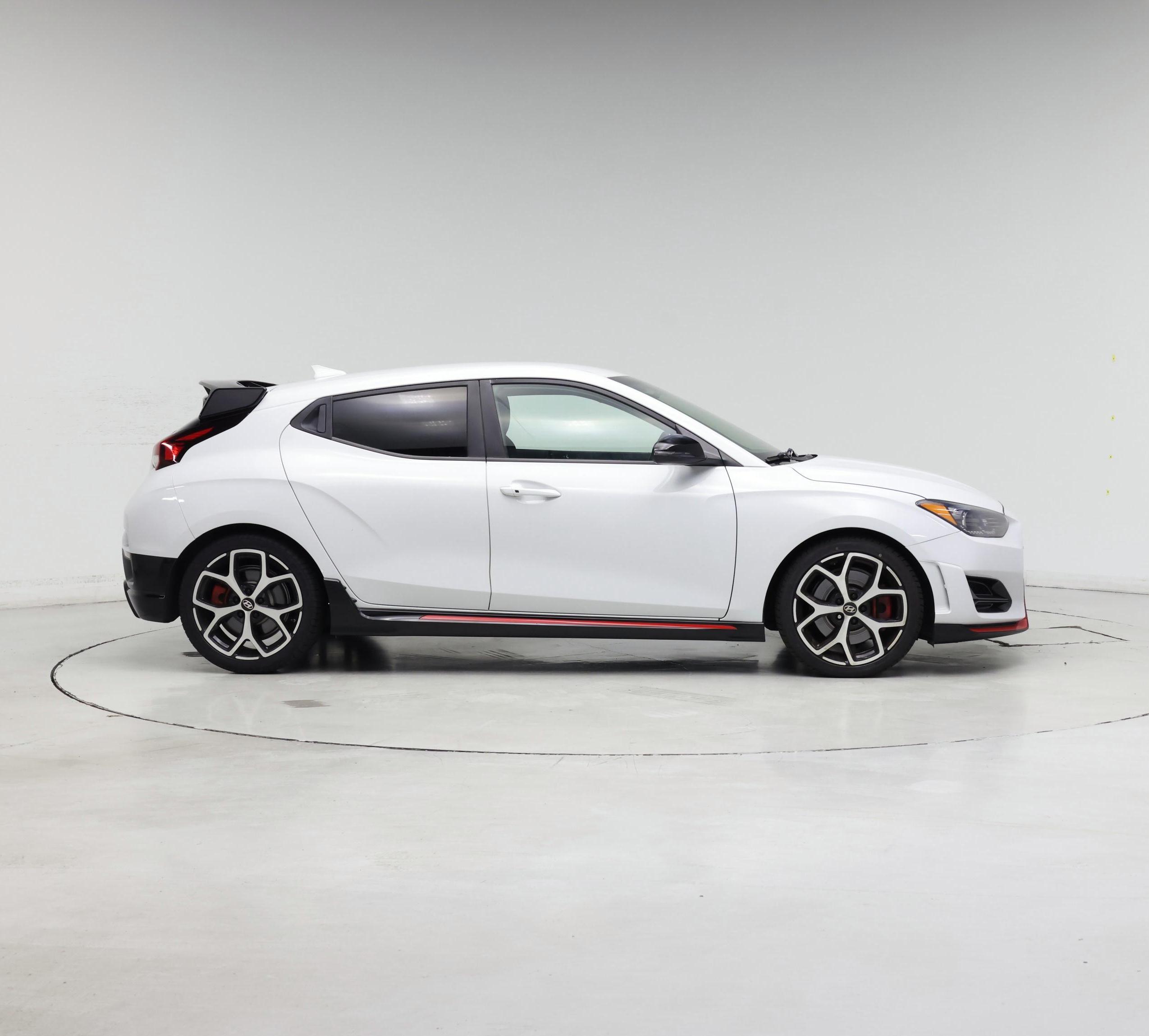 Thumbnail: 2019 Hyundai Veloster - 7