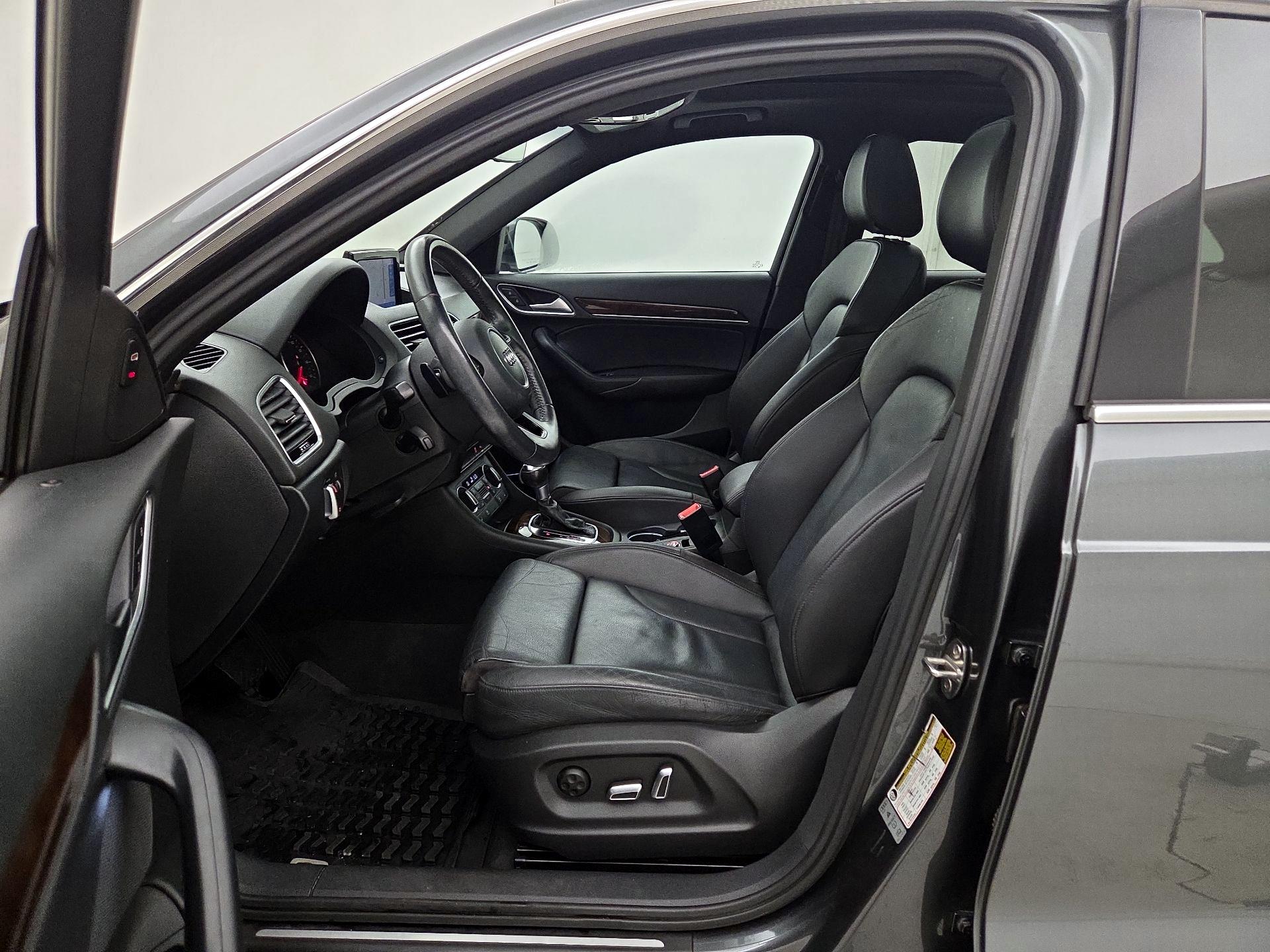 Thumbnail: 2018 Audi Q3 - 11