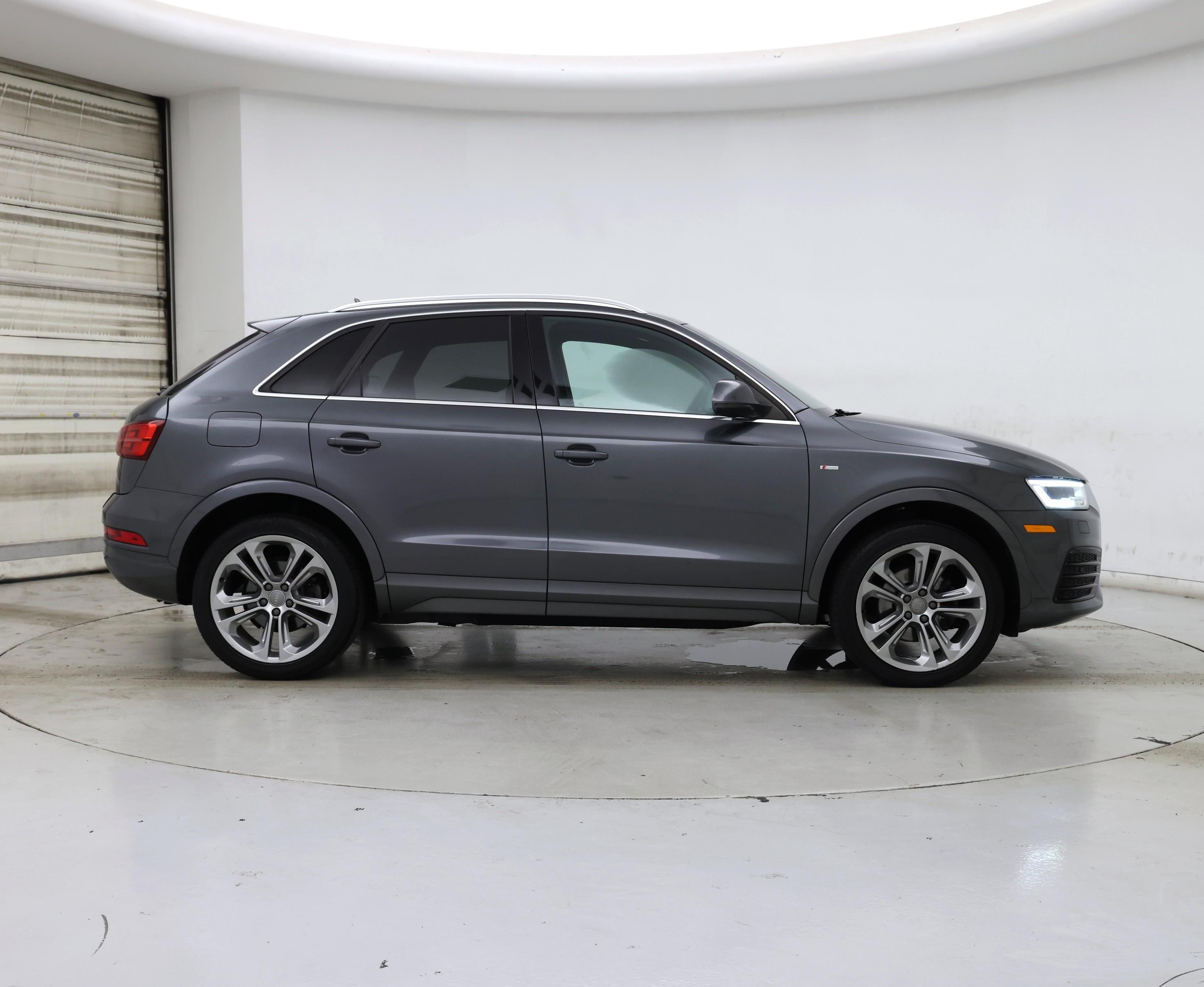 Thumbnail: 2018 Audi Q3 - 7