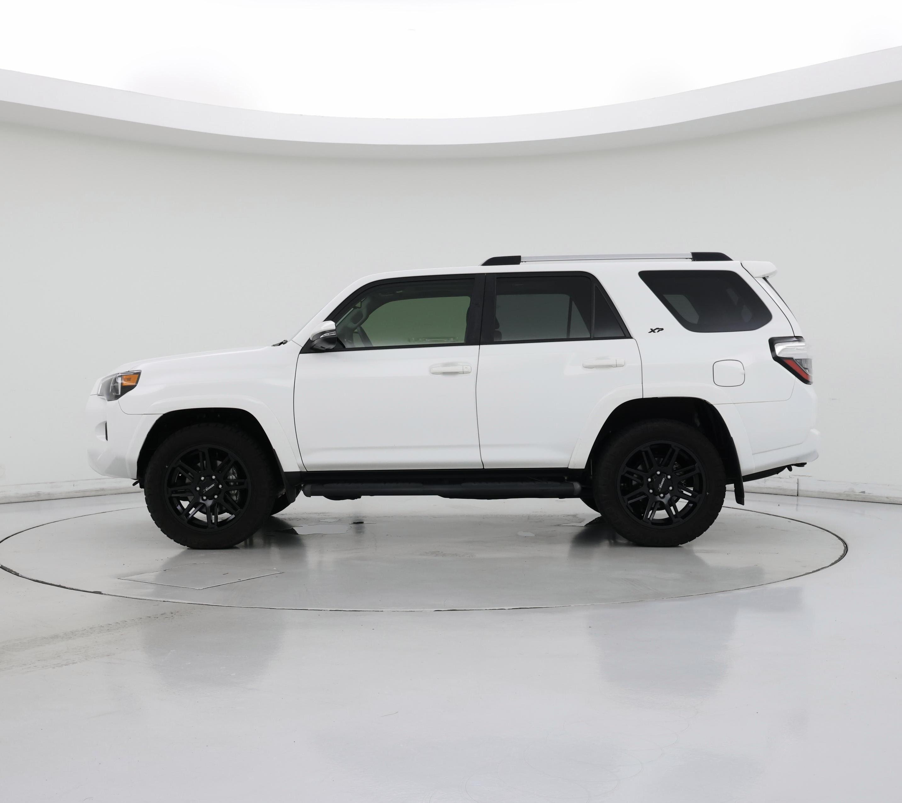 Thumbnail: 2023 Toyota 4Runner - 3