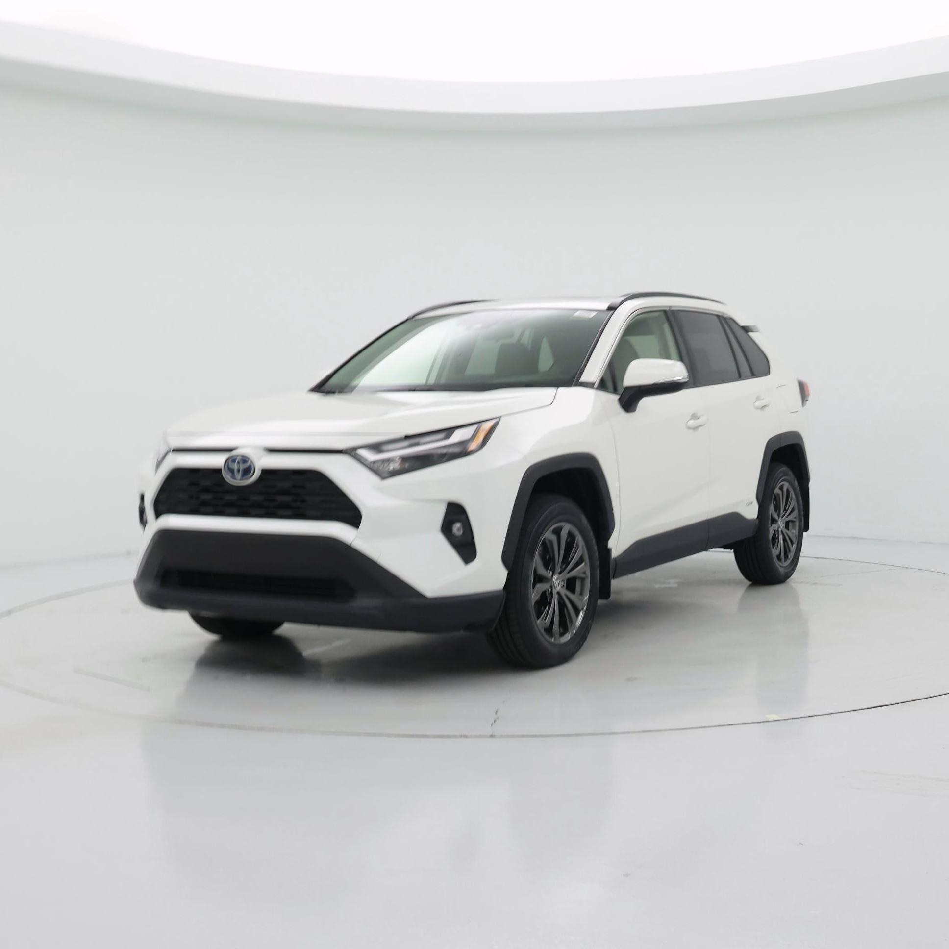 Thumbnail: 2022 Toyota RAV4 - 4