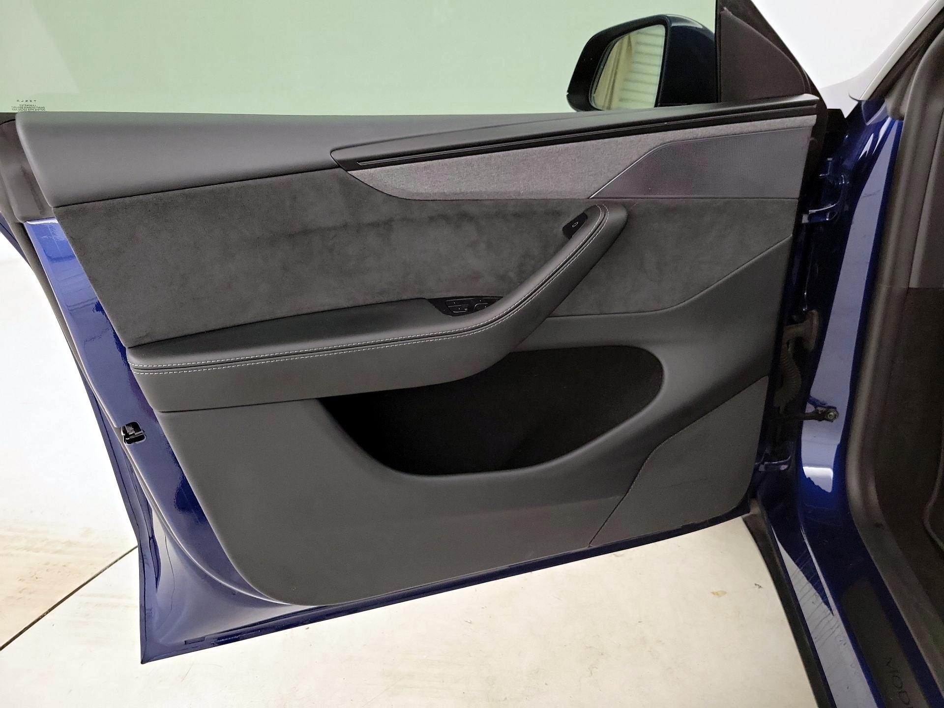 Thumbnail: 2026 Tesla Model Y - 12