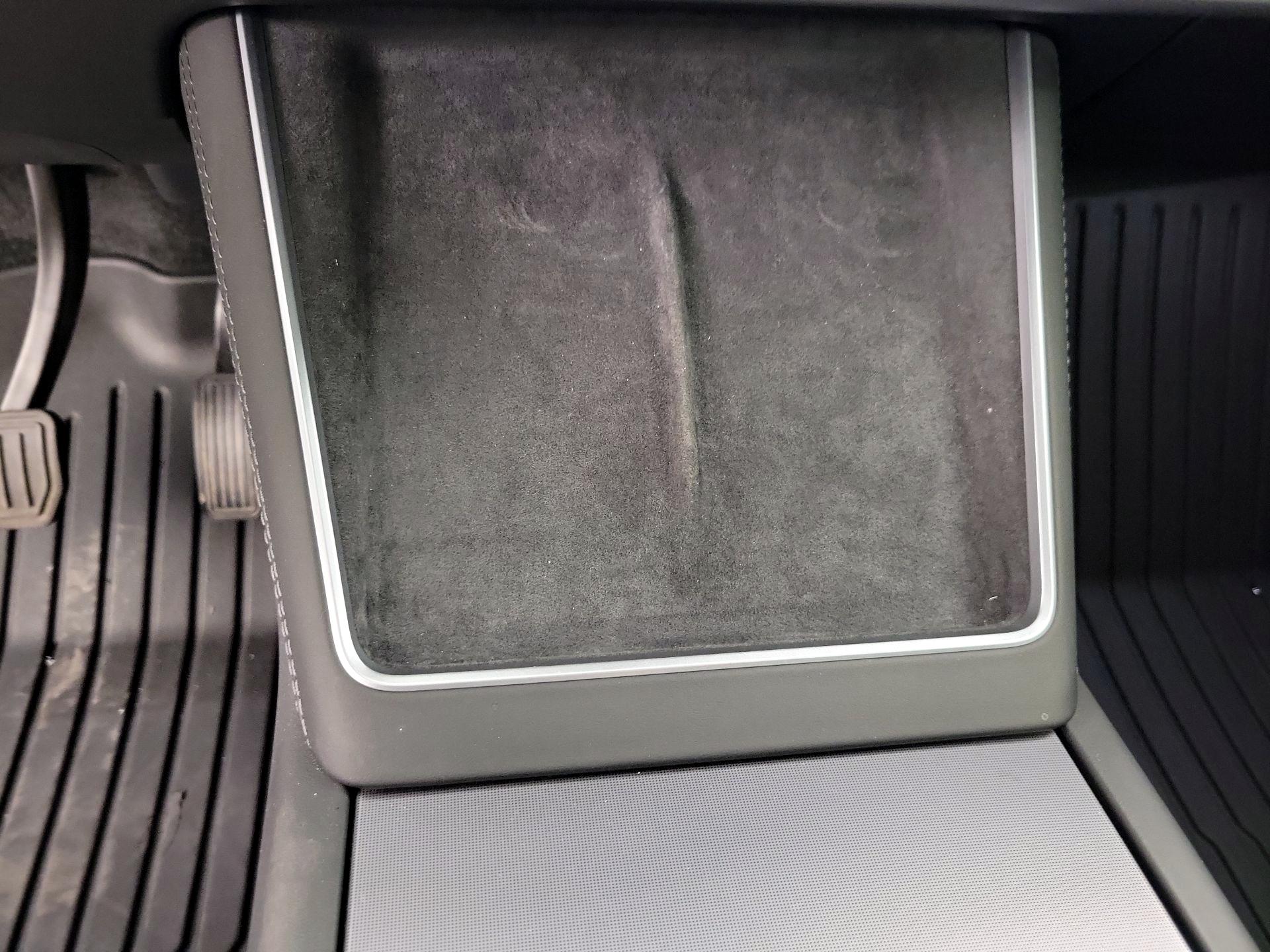Thumbnail: 2026 Tesla Model Y - 18