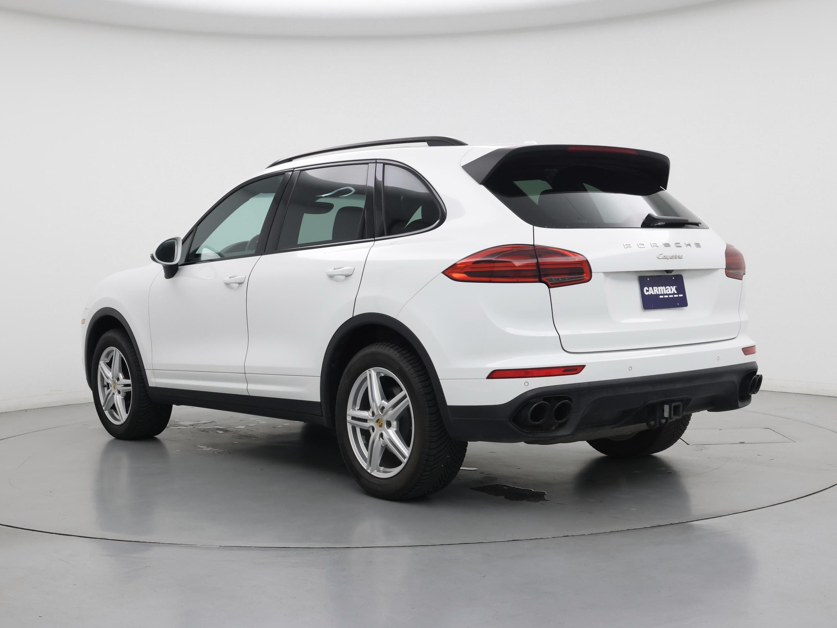 Thumbnail: 2016 Porsche Cayenne - 2