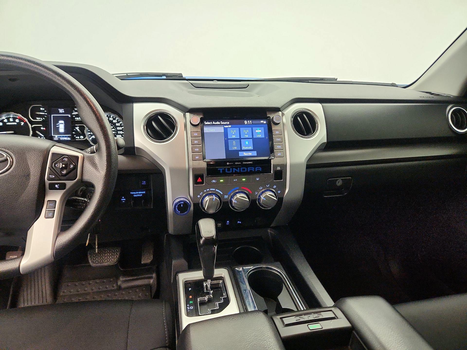 Thumbnail: 2020 Toyota Tundra - 9
