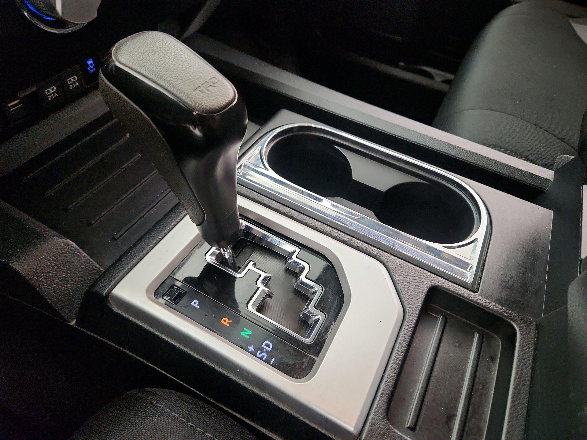 Thumbnail: 2020 Toyota Tundra - 17